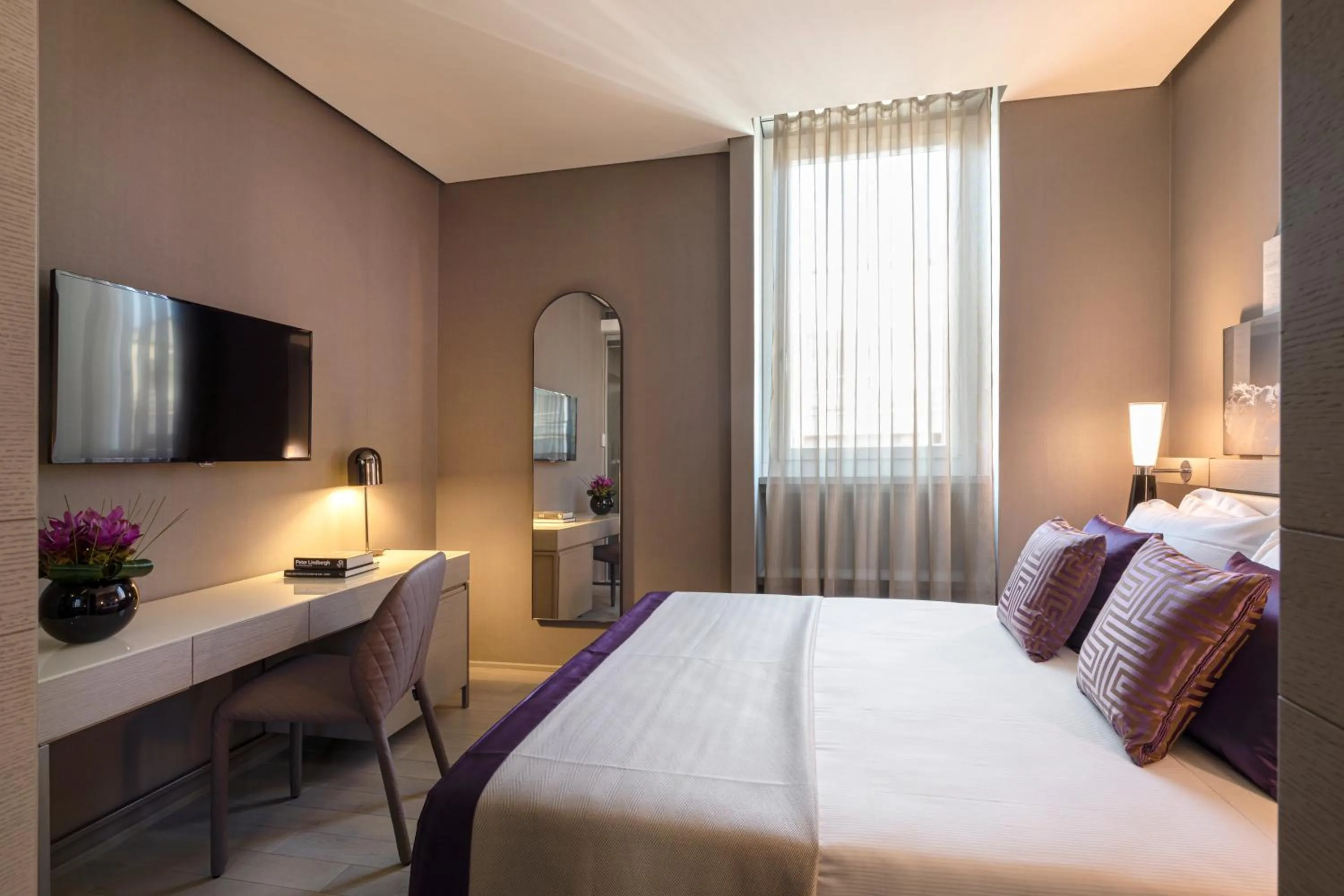 Bedroom, Bed in Orazio Palace Hotel