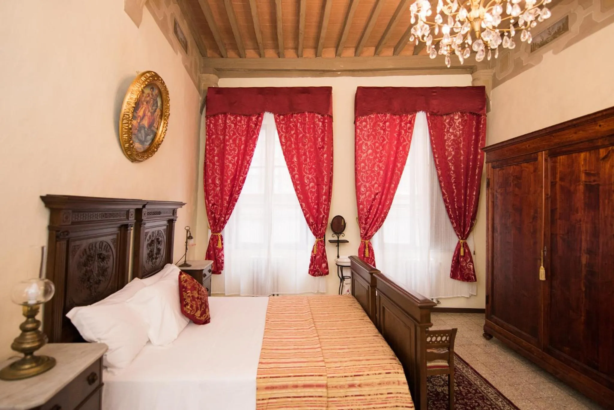Day, Bed in All'ombra della Torre only Rooms