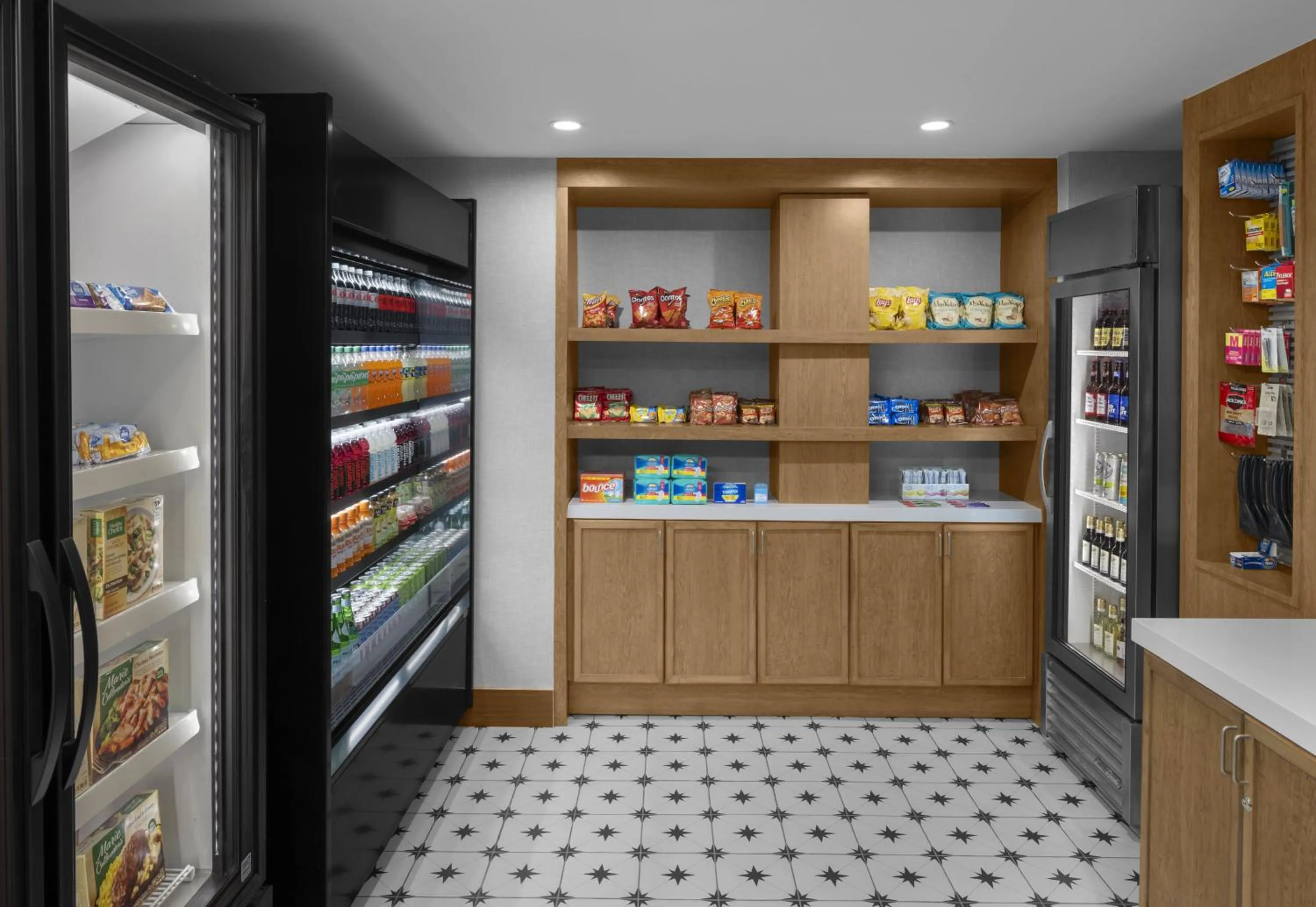 On-site shops in Holiday Inn Express Hotel & Suites Montrose - Black Canyon Area by IHG