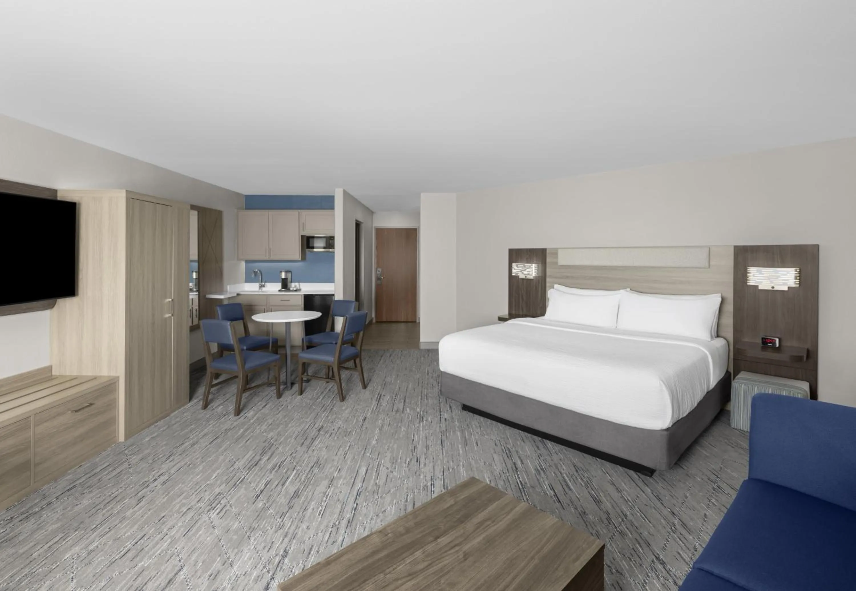 Bedroom, Bed in Holiday Inn Express Hotel & Suites Montrose - Black Canyon Area by IHG