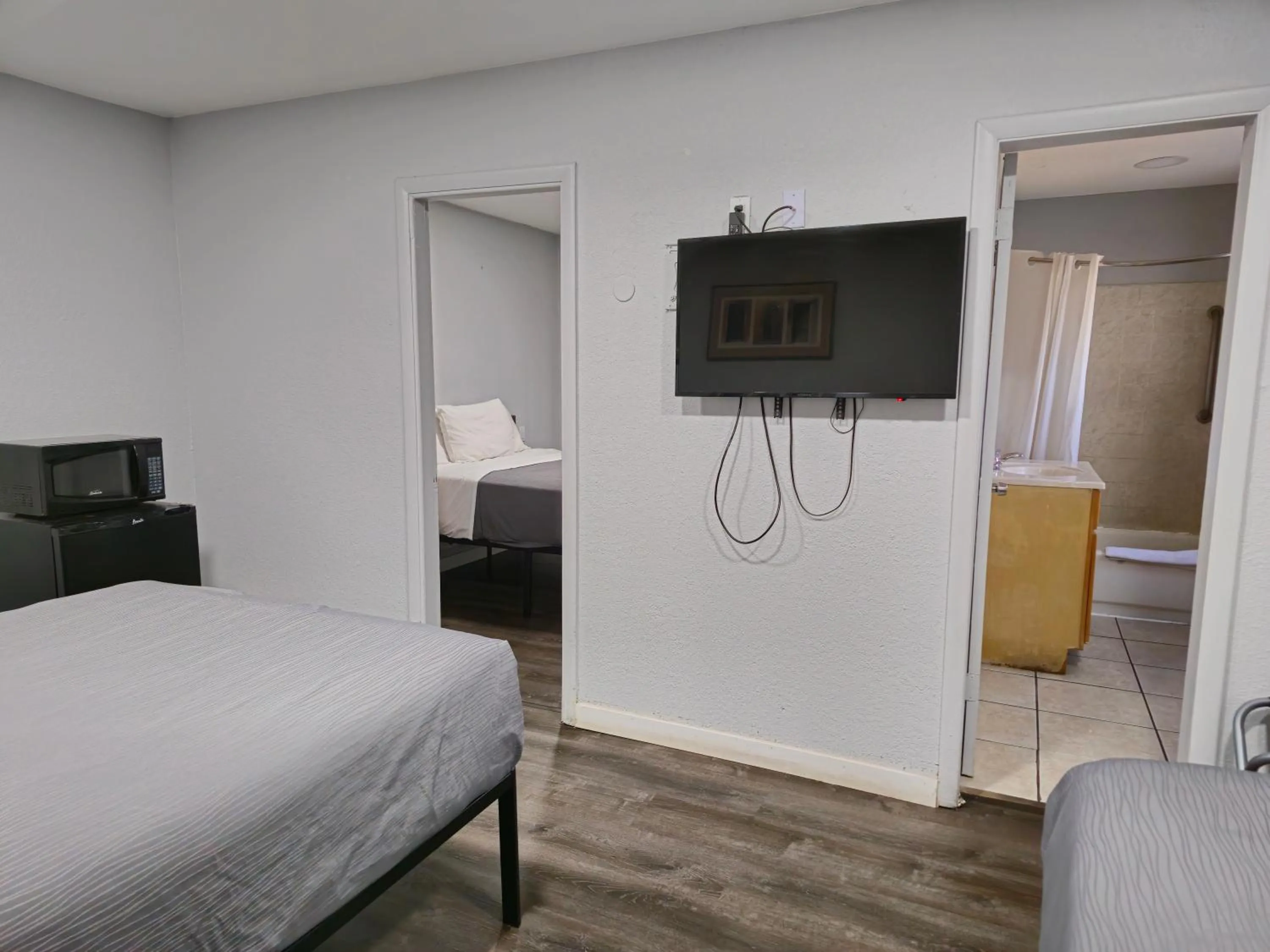 Bed in The L Motel Downtown/NAU Conference Center