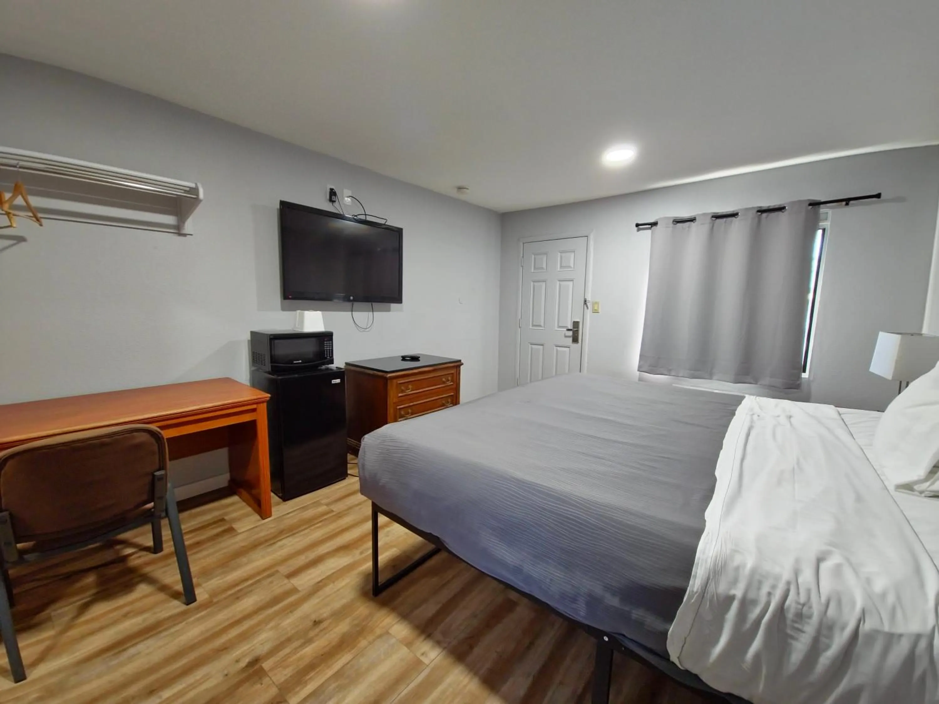 Bed in The L Motel Downtown/NAU Conference Center