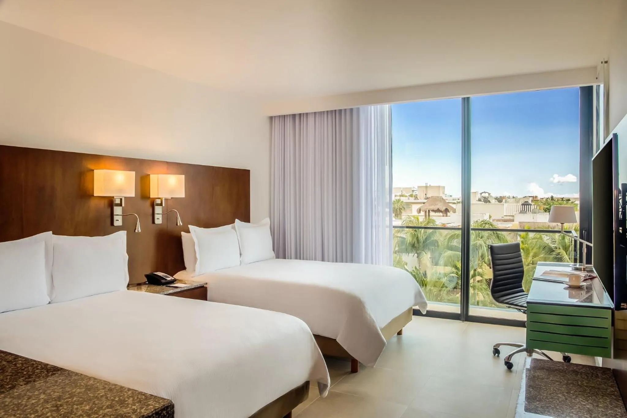 Photo of the whole room, Bed in Fiesta Inn Playa del Carmen