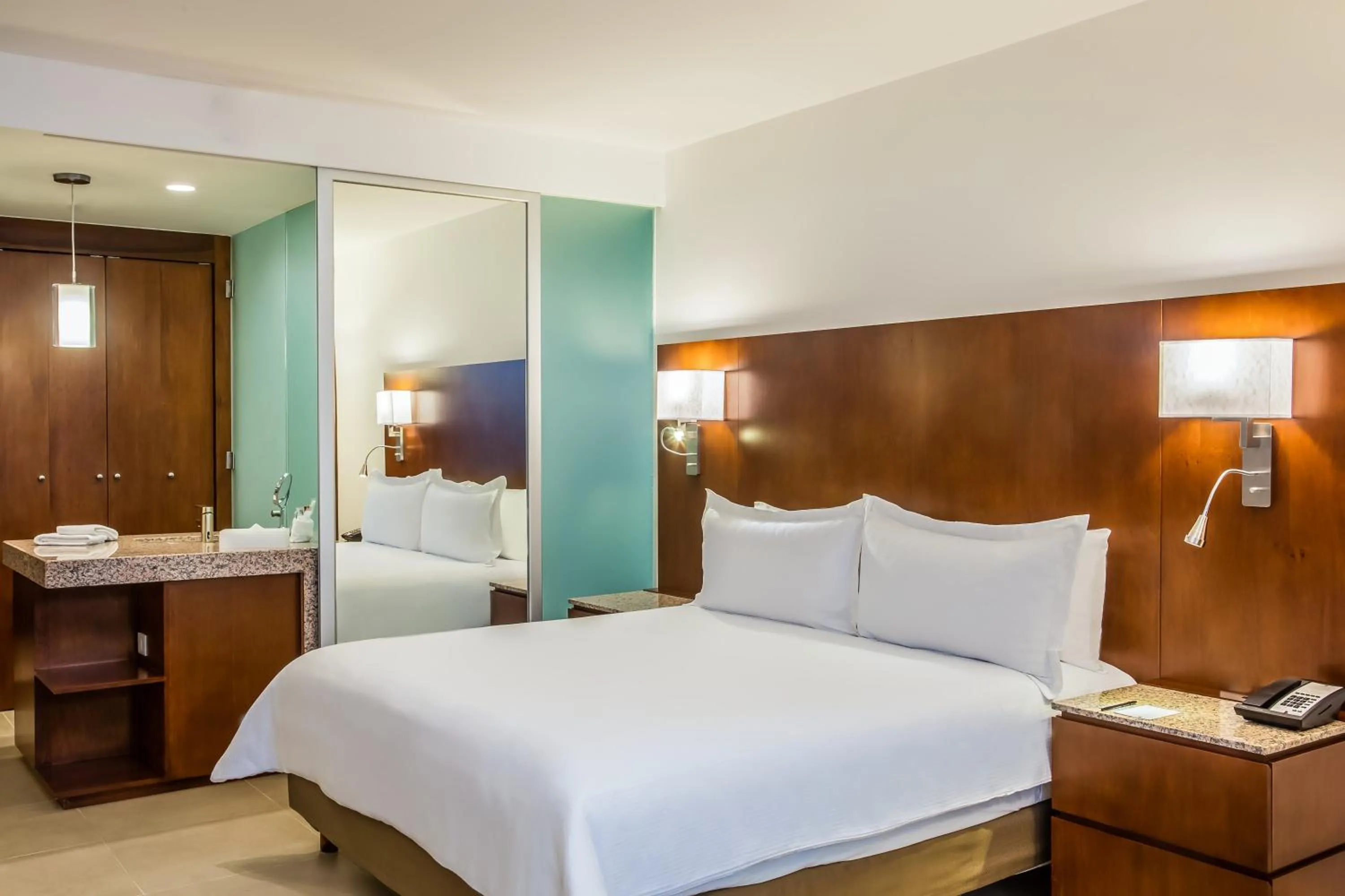 Photo of the whole room, Bed in Fiesta Inn Playa del Carmen