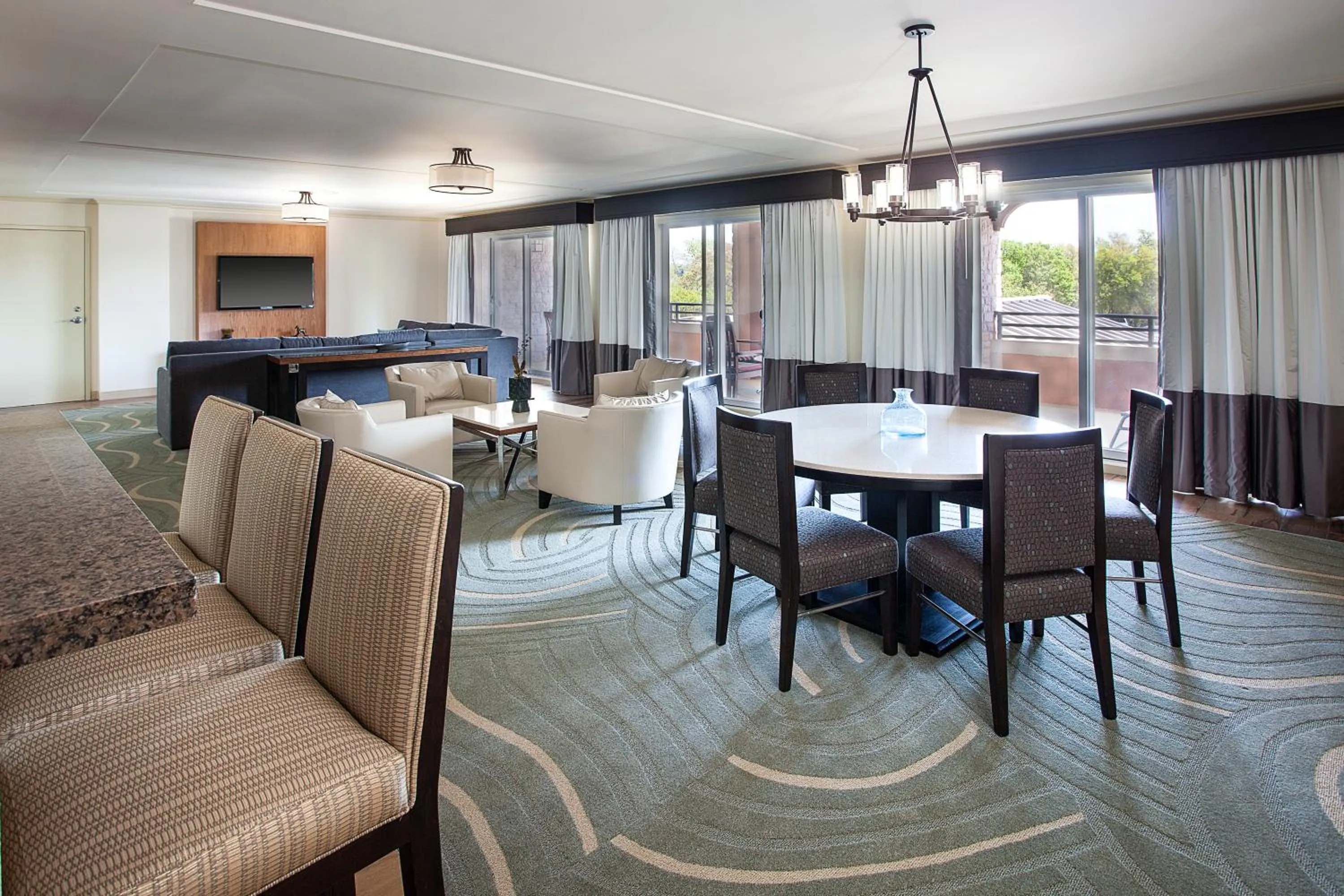 Communal lounge/ TV room in Lakeway Resort & Spa