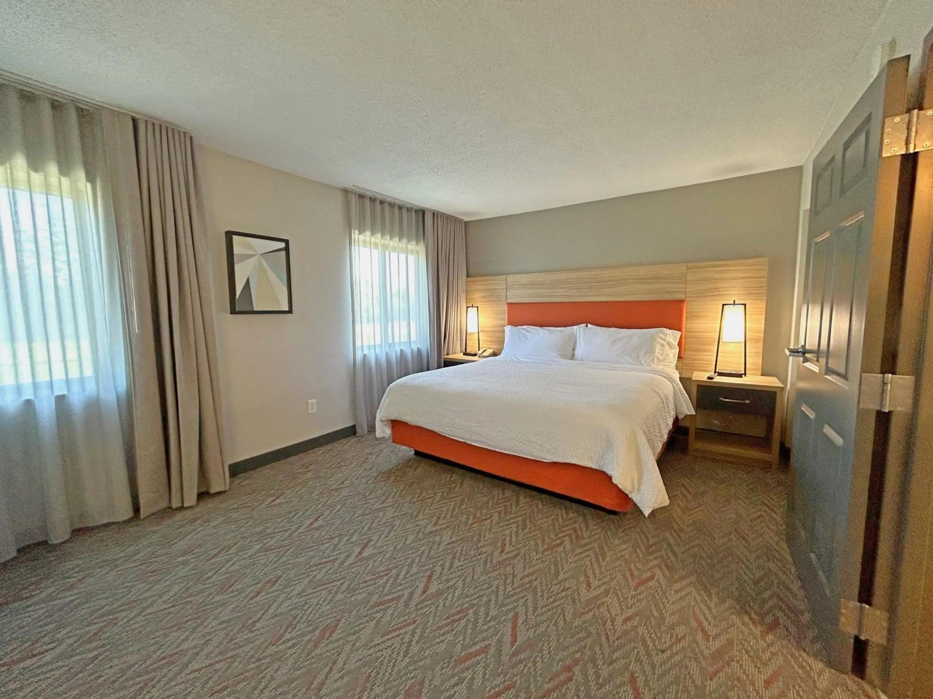 Photo of the whole room, Bed in Candlewood Suites Indianapolis Downtown Medical District by IHG