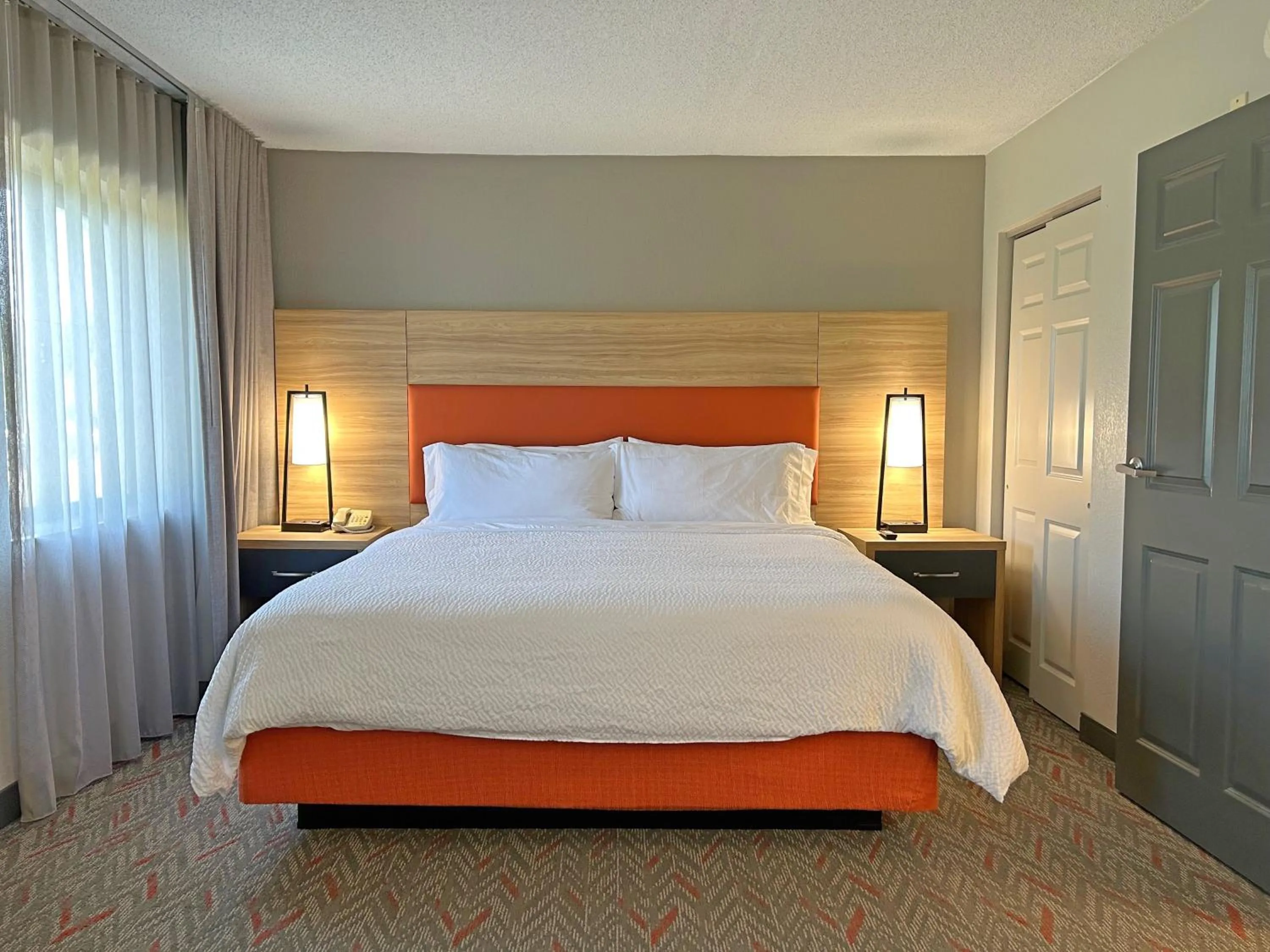 Bed in Candlewood Suites Indianapolis Downtown Medical District by IHG