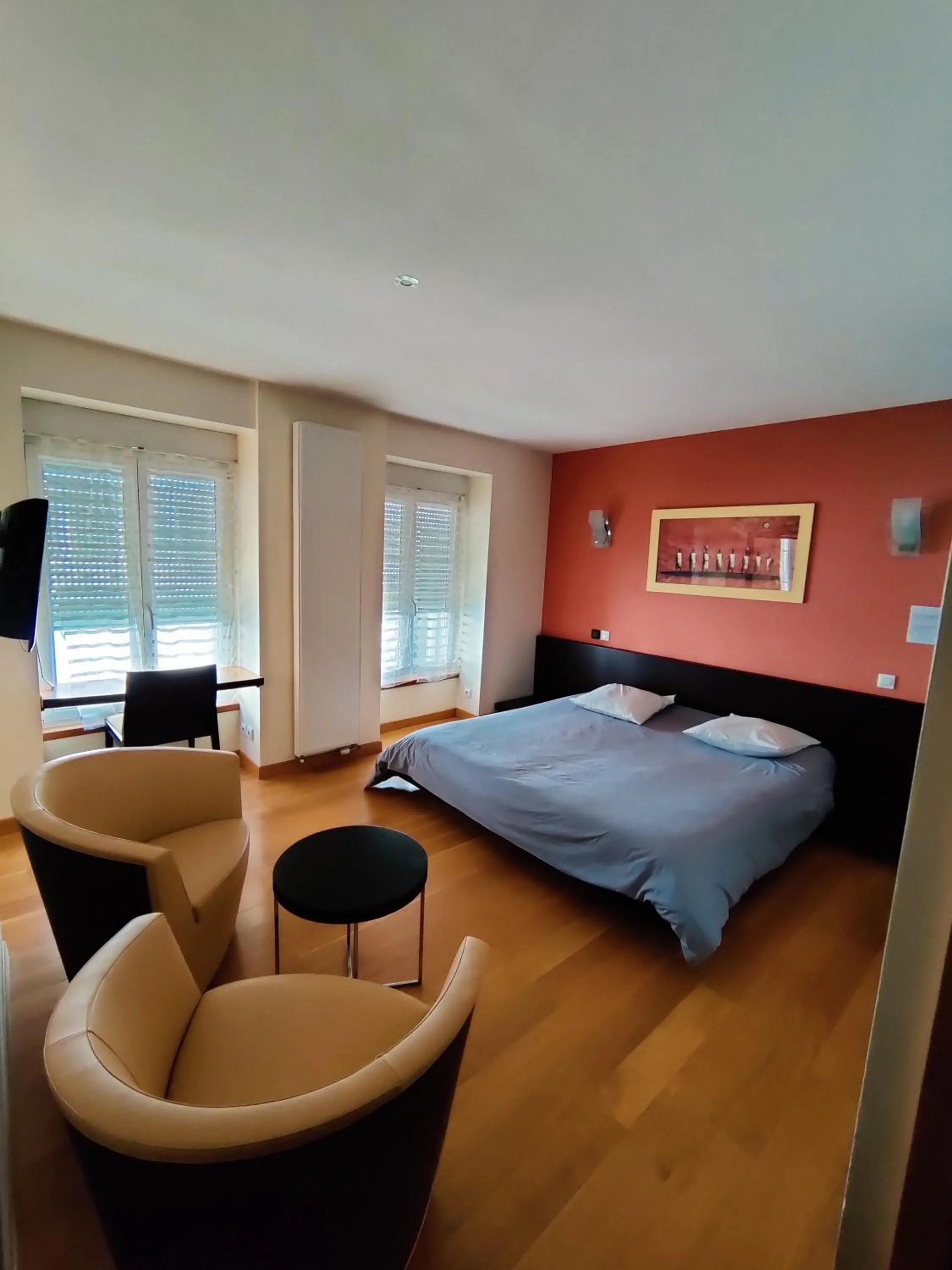 Bed in Hôtel Saint - Pierre