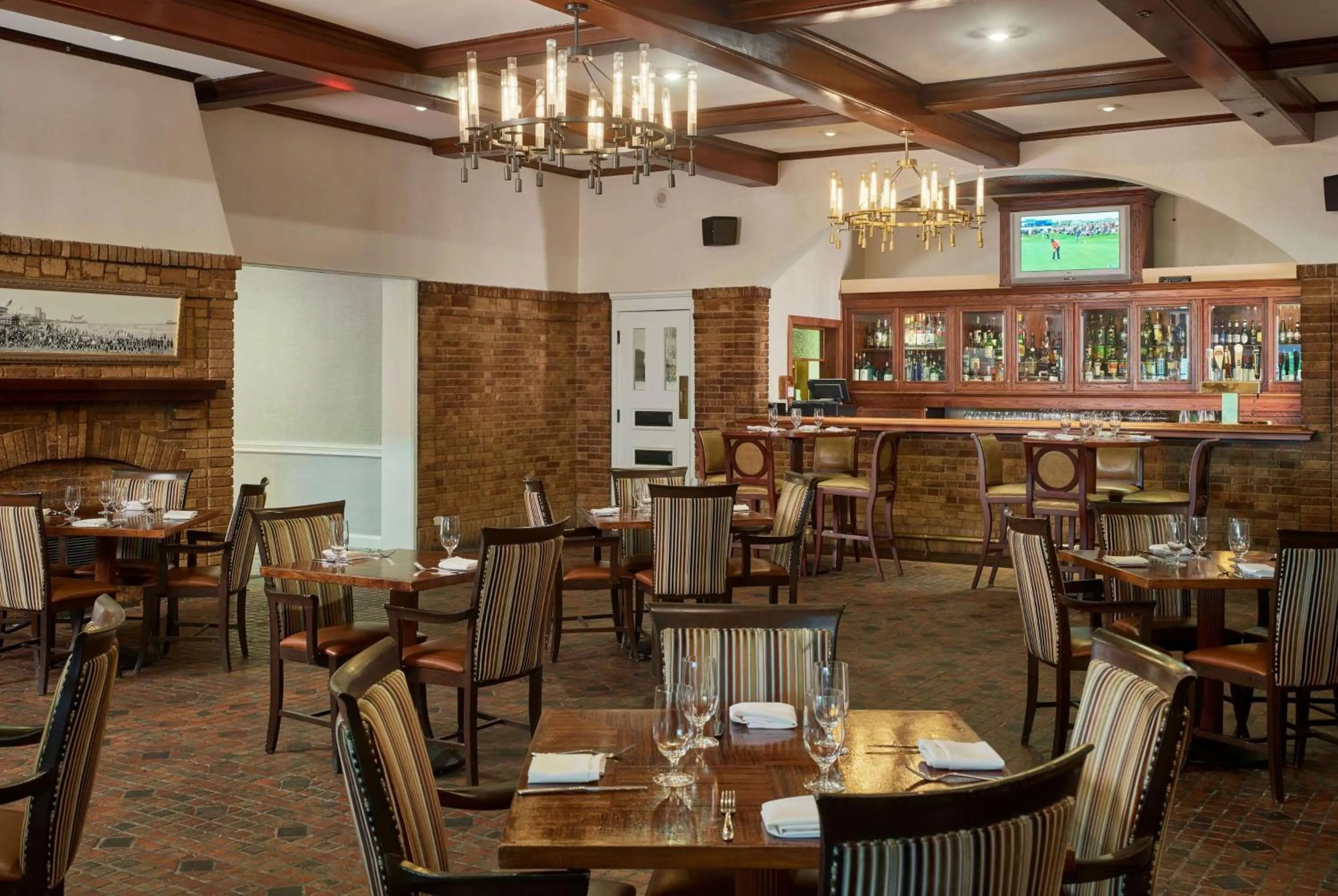 Restaurant/places to eat in Seaview, A Dolce Hotel