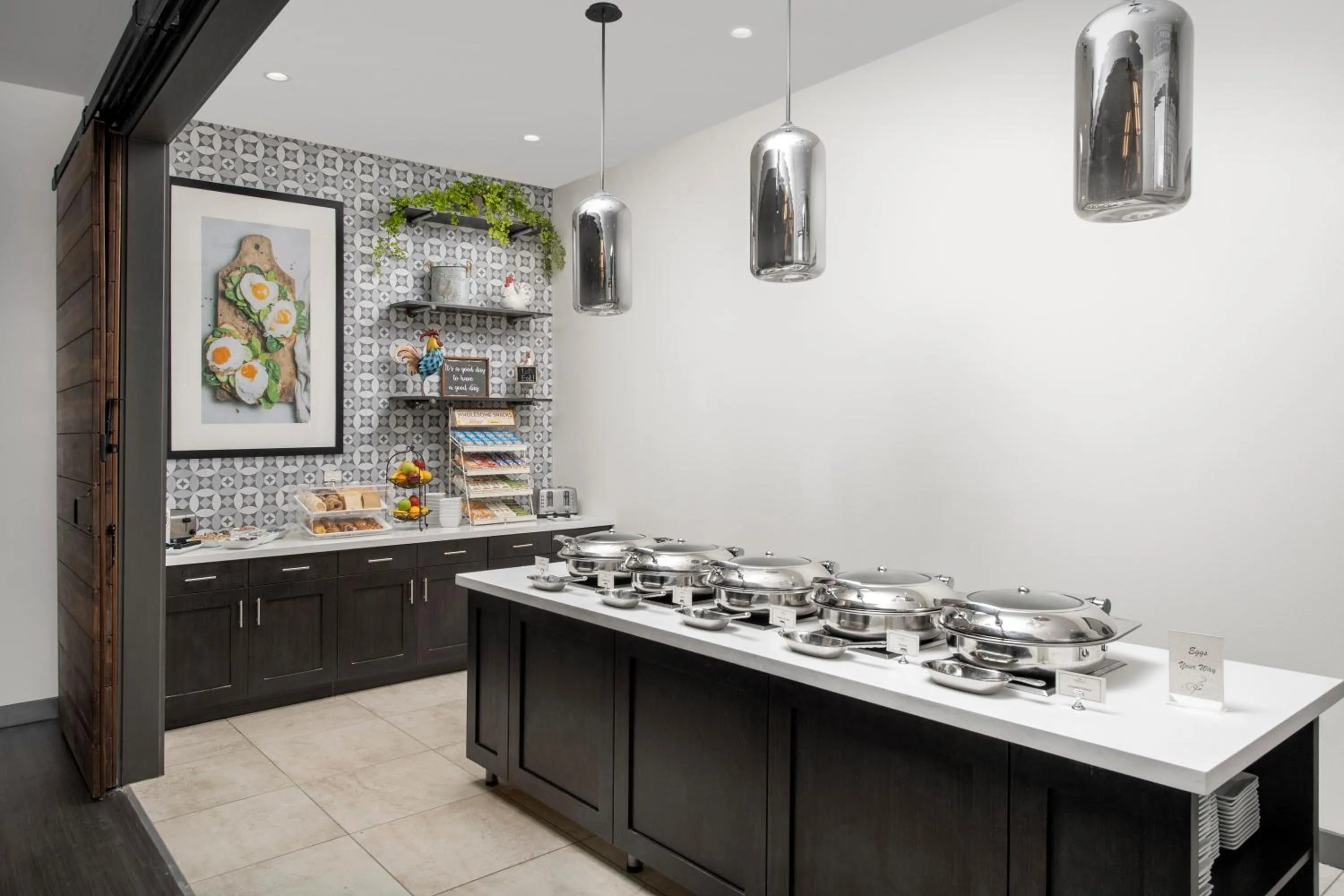 Restaurant/places to eat in Crowne Plaza San Antonio Airport by IHG