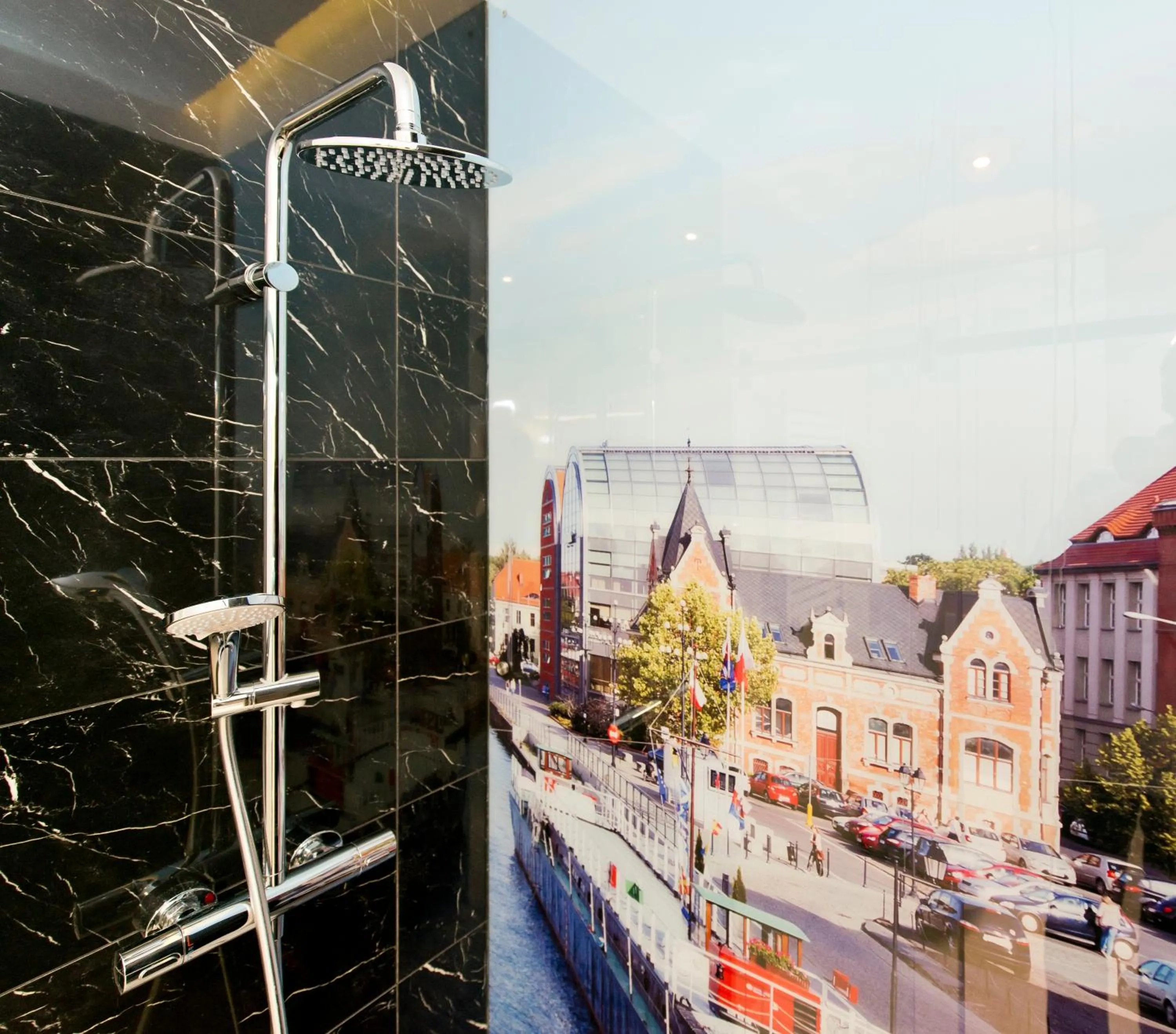 Shower in Softly Residence