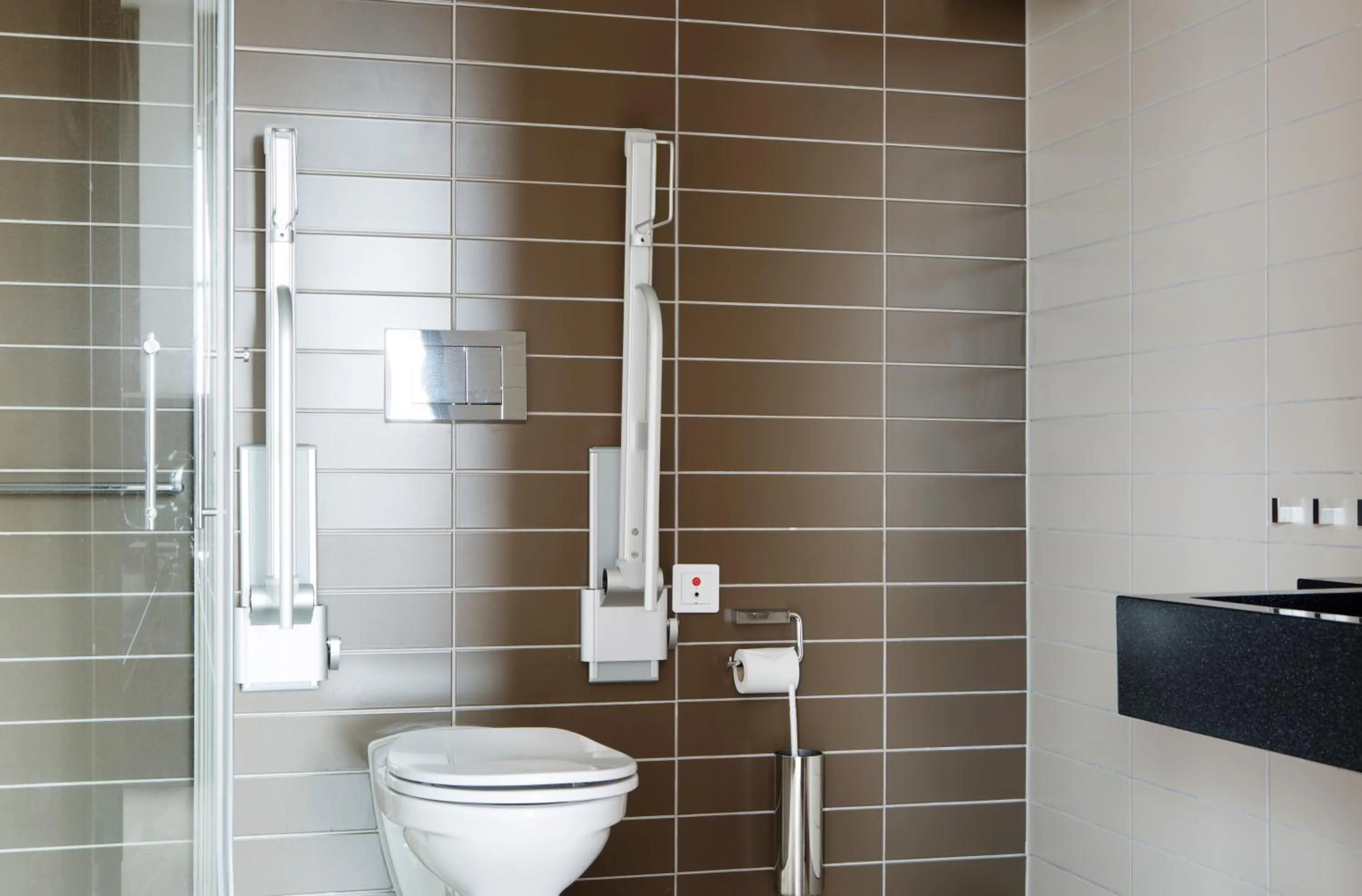 Bathroom in Comfort Hotel Winn