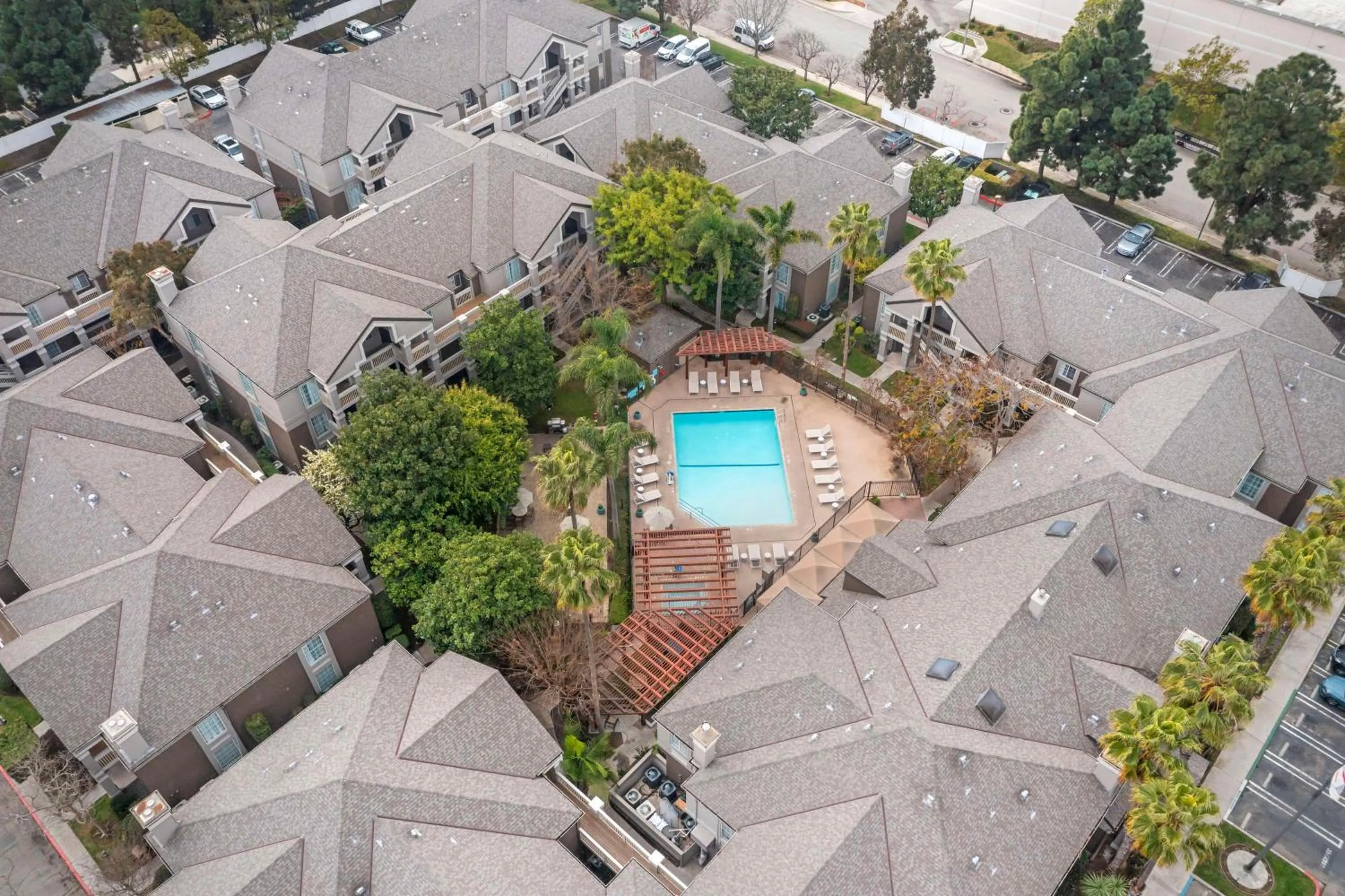 Property building in Sonesta ES Suites Torrance Redondo Beach