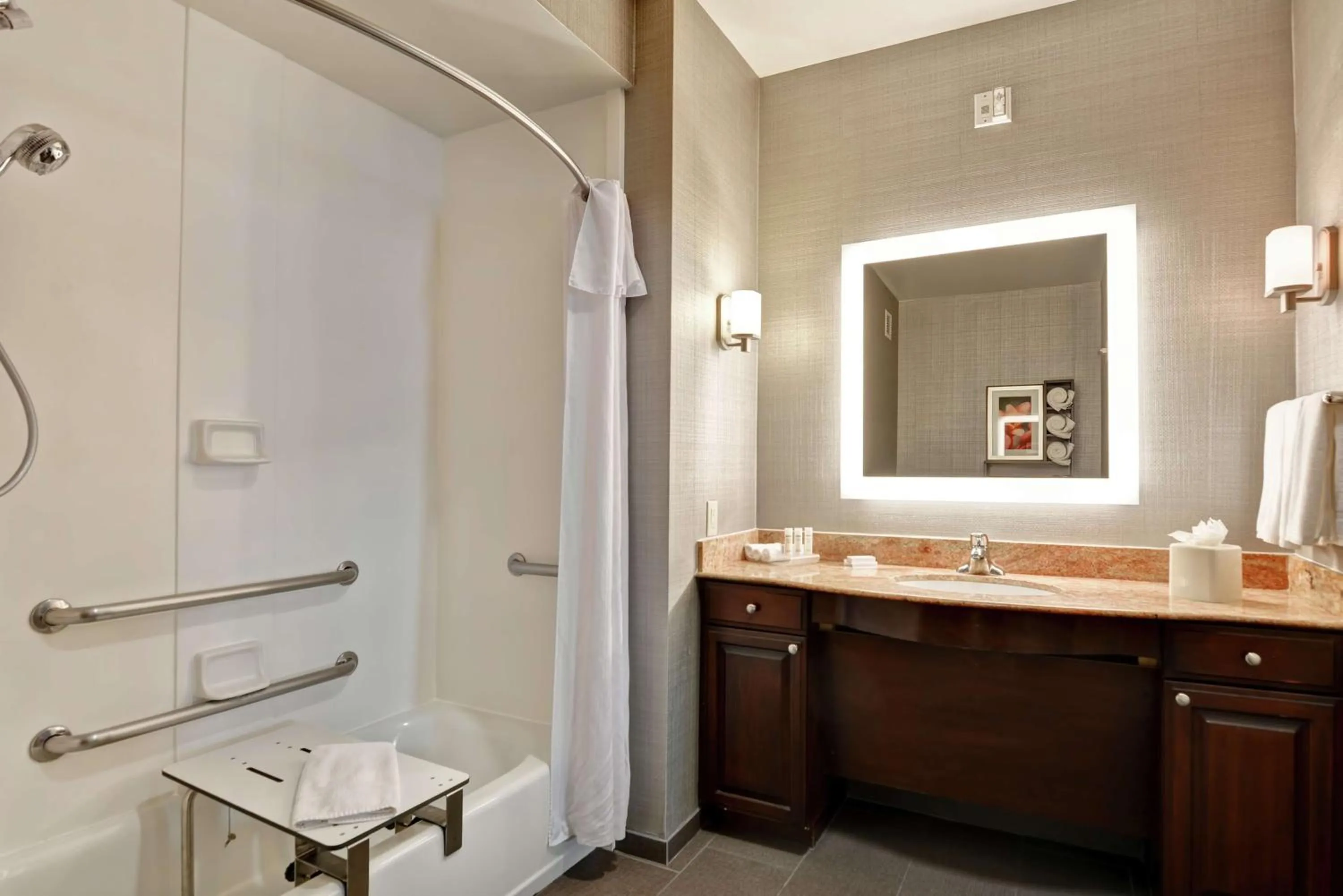 Bathroom in Homewood Suites by Hilton Amarillo