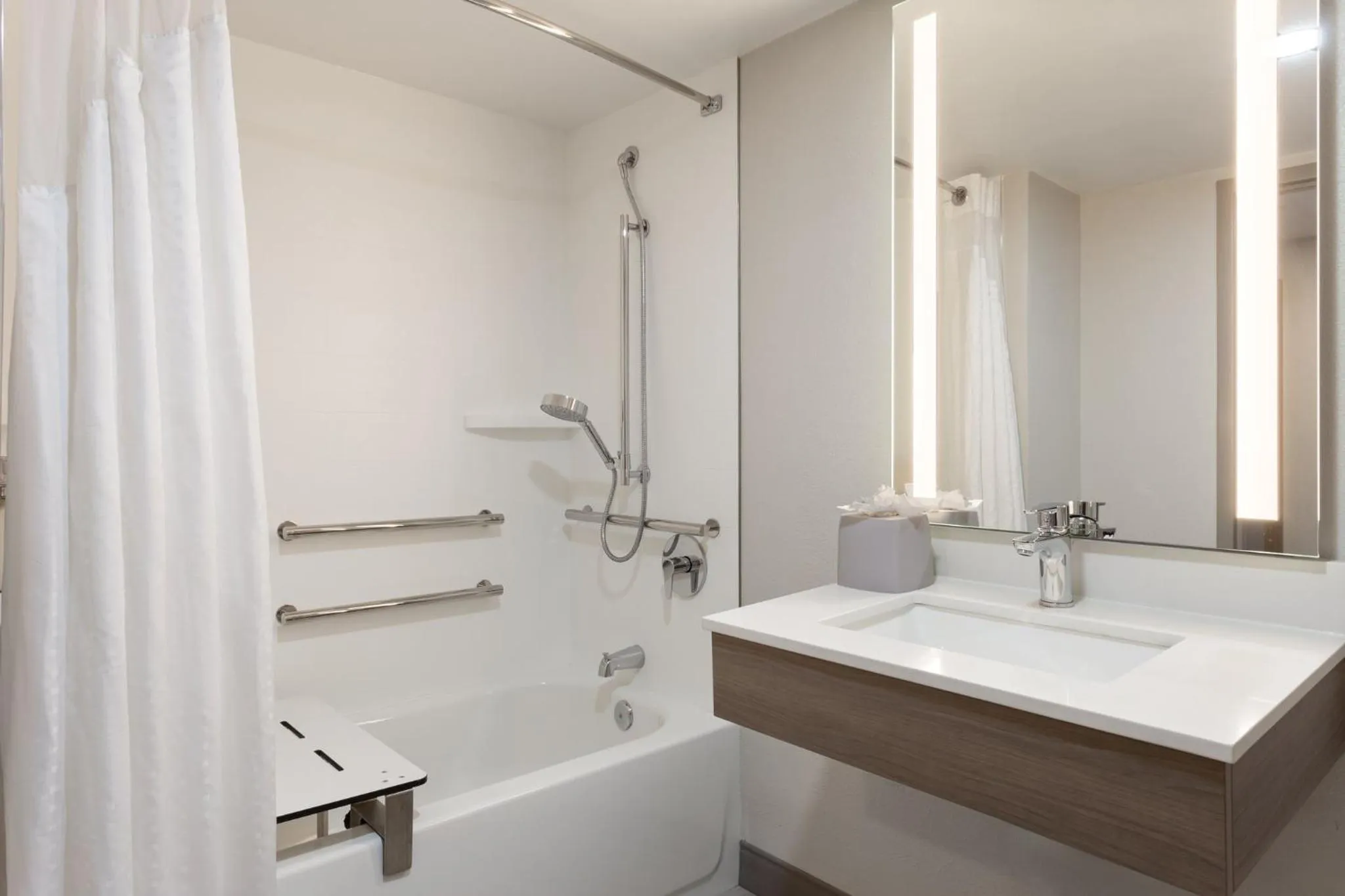 Photo of the whole room in Holiday Inn Express Hotel & Suites Tampa-Rocky Point Island by IHG