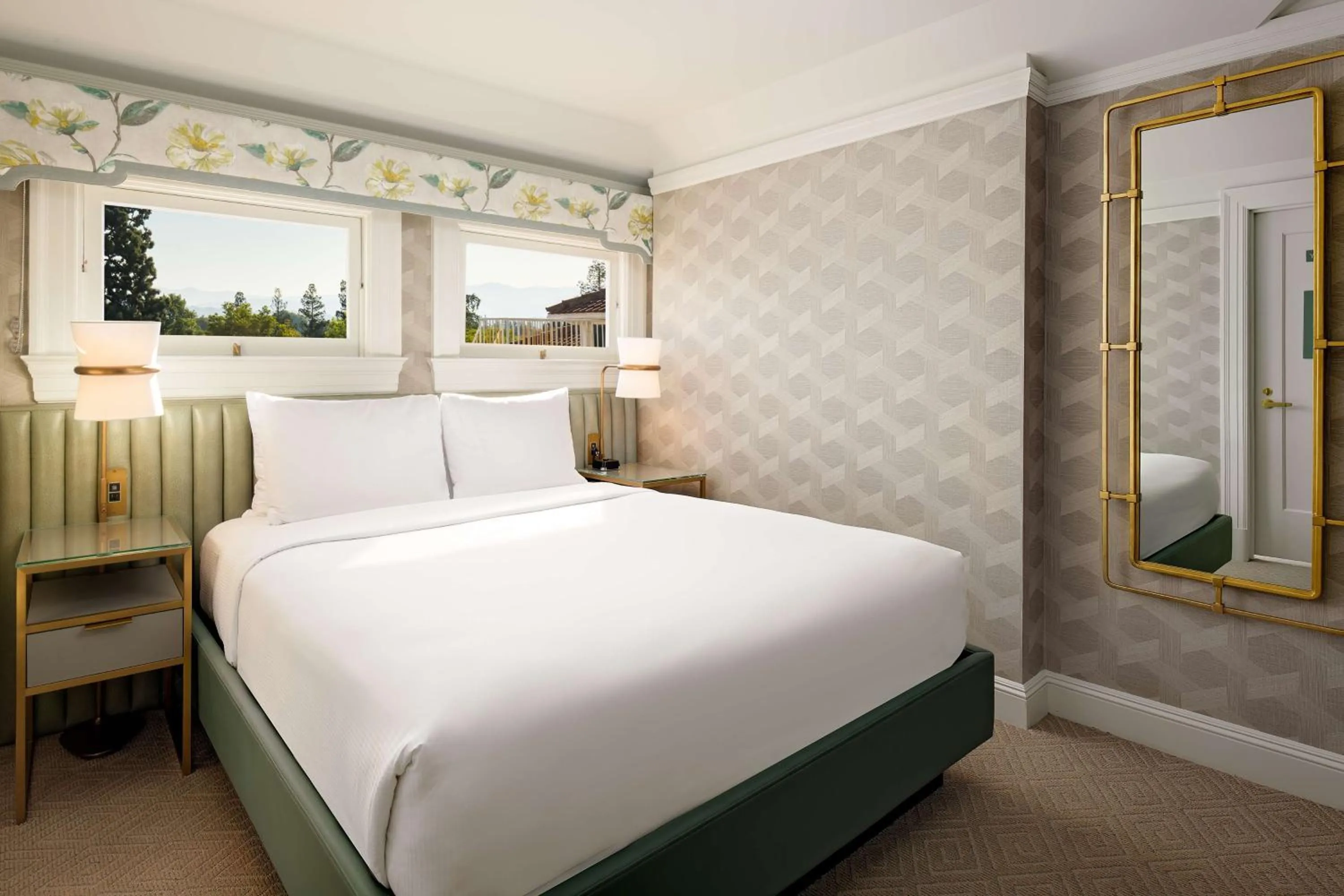 View (from property/room), Bed in Hayes Mansion San Jose, Curio Collection by Hilton