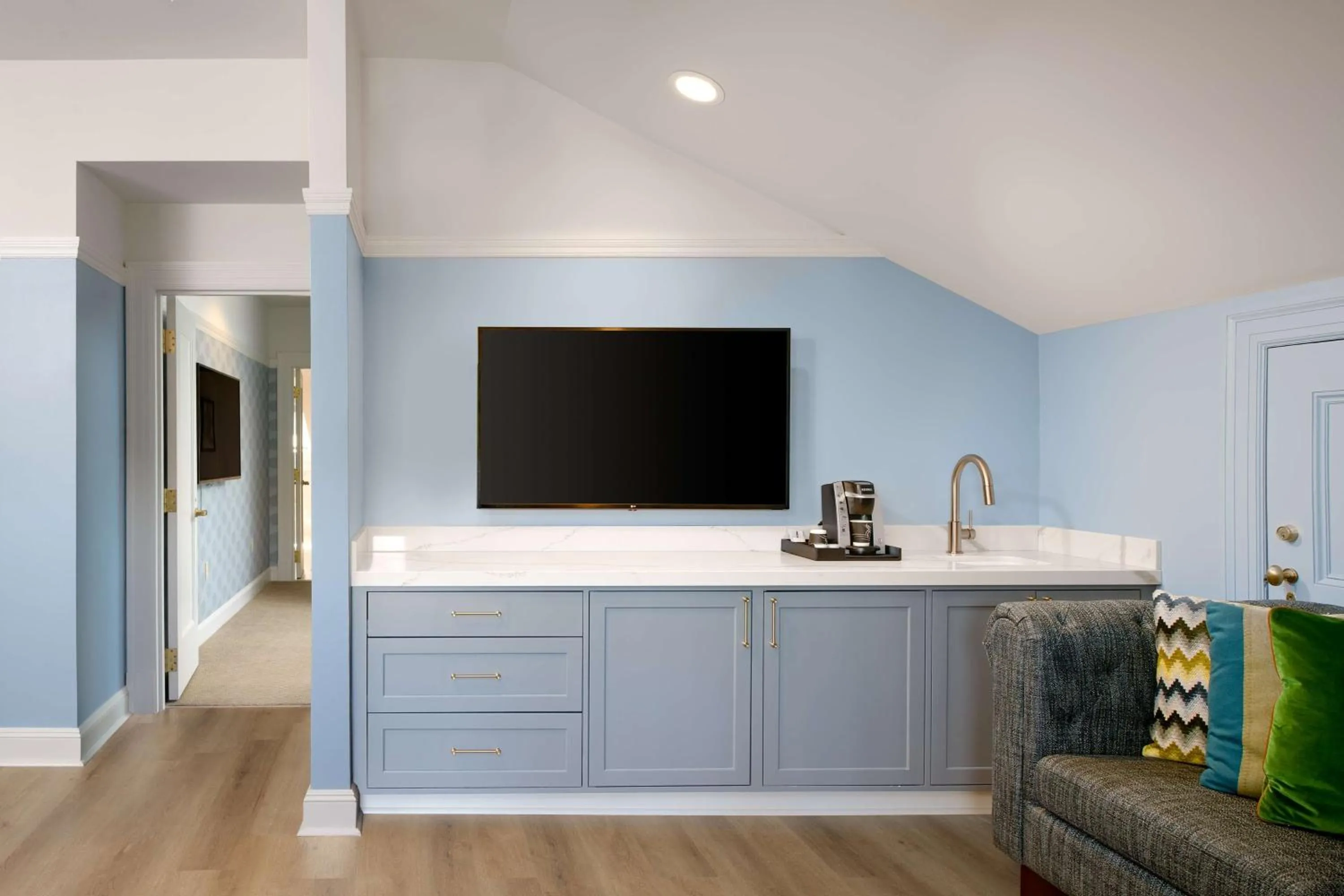 Photo of the whole room in Hayes Mansion San Jose, Curio Collection by Hilton