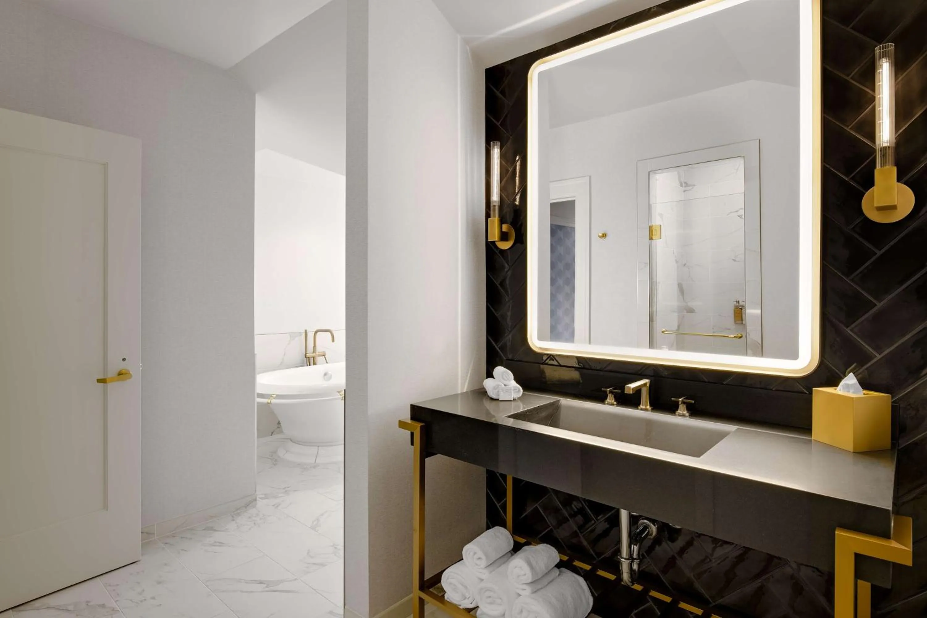 Bathroom in Hayes Mansion San Jose, Curio Collection by Hilton