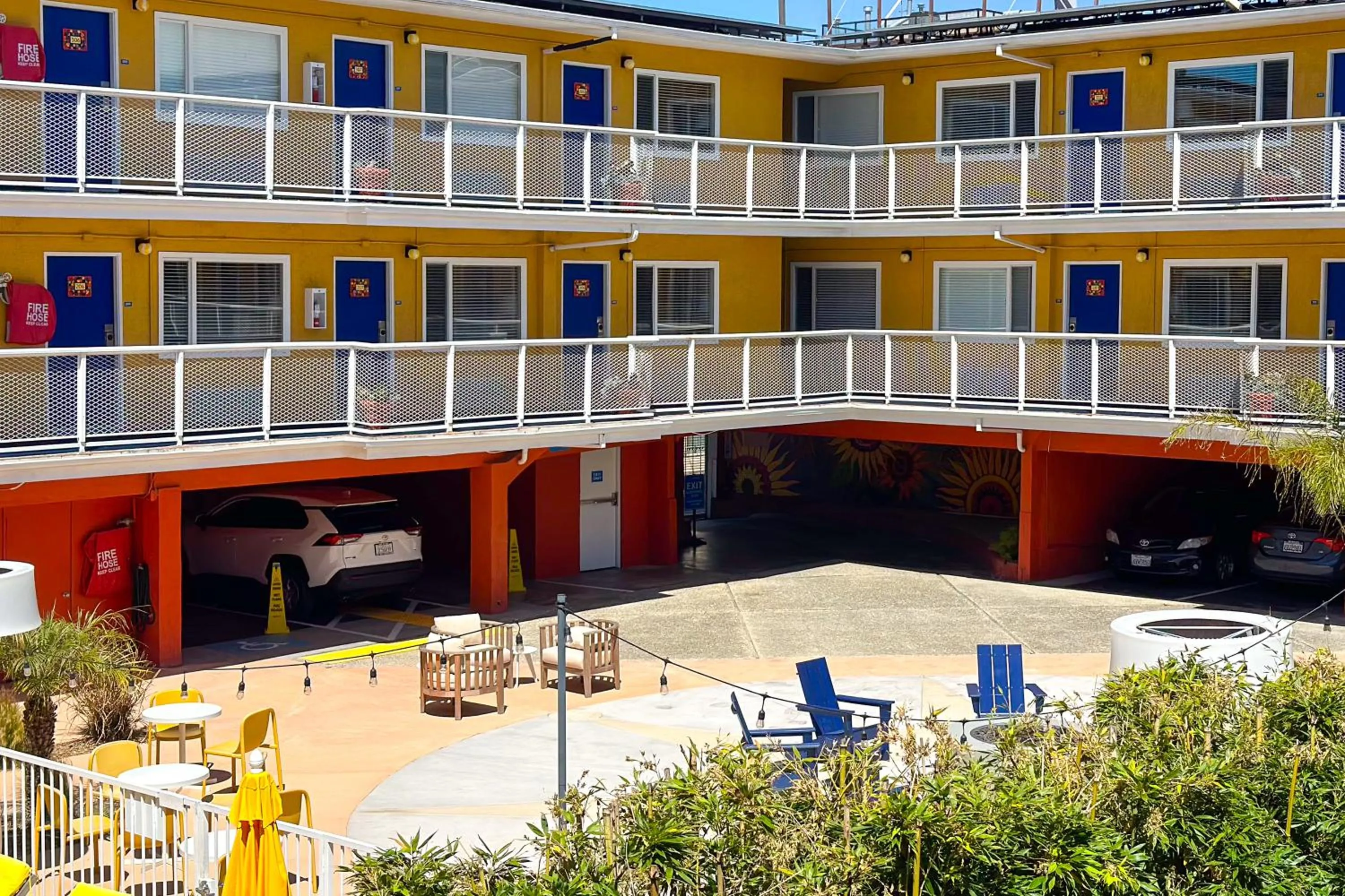 Property building in Hotel Del Sol