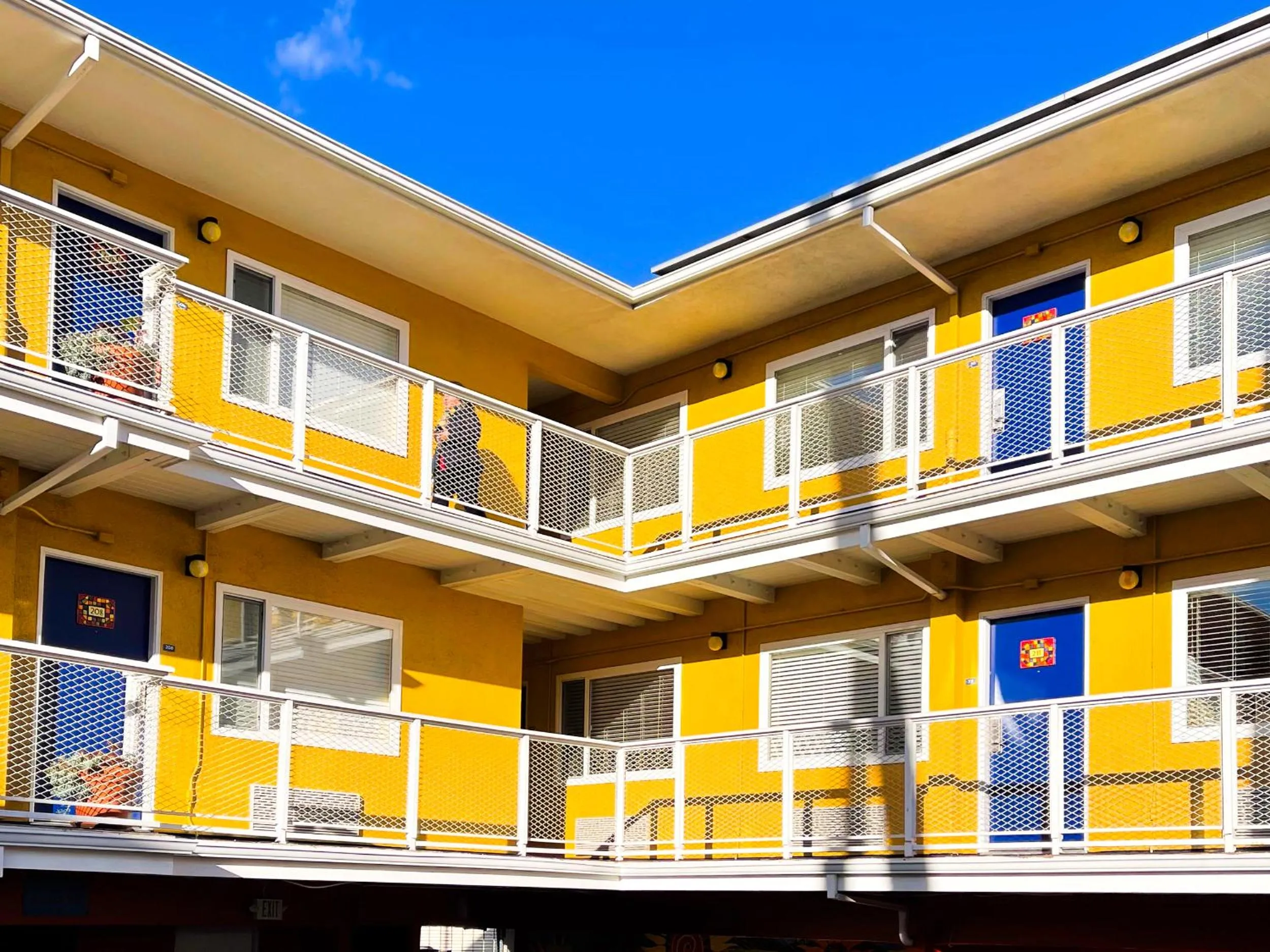 Property building in Hotel Del Sol