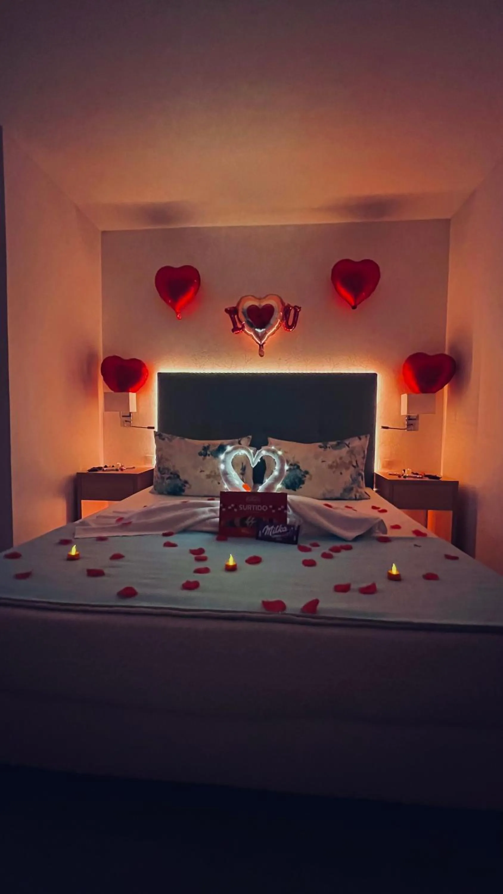 Bedroom, Bed in Sea Garden Peniche