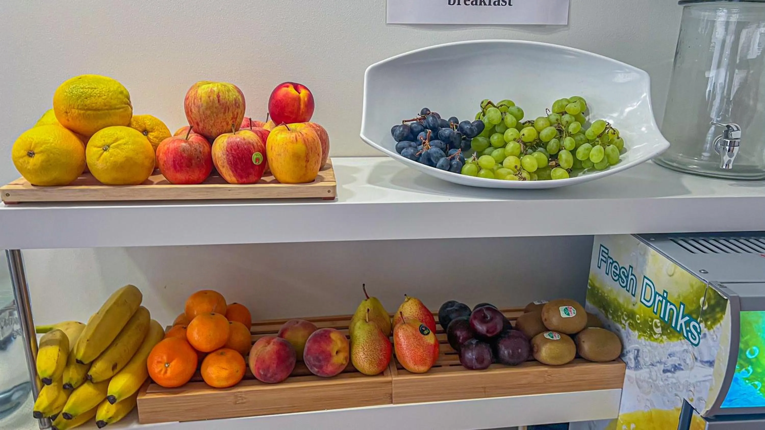 Food and drinks in Sea Garden Peniche