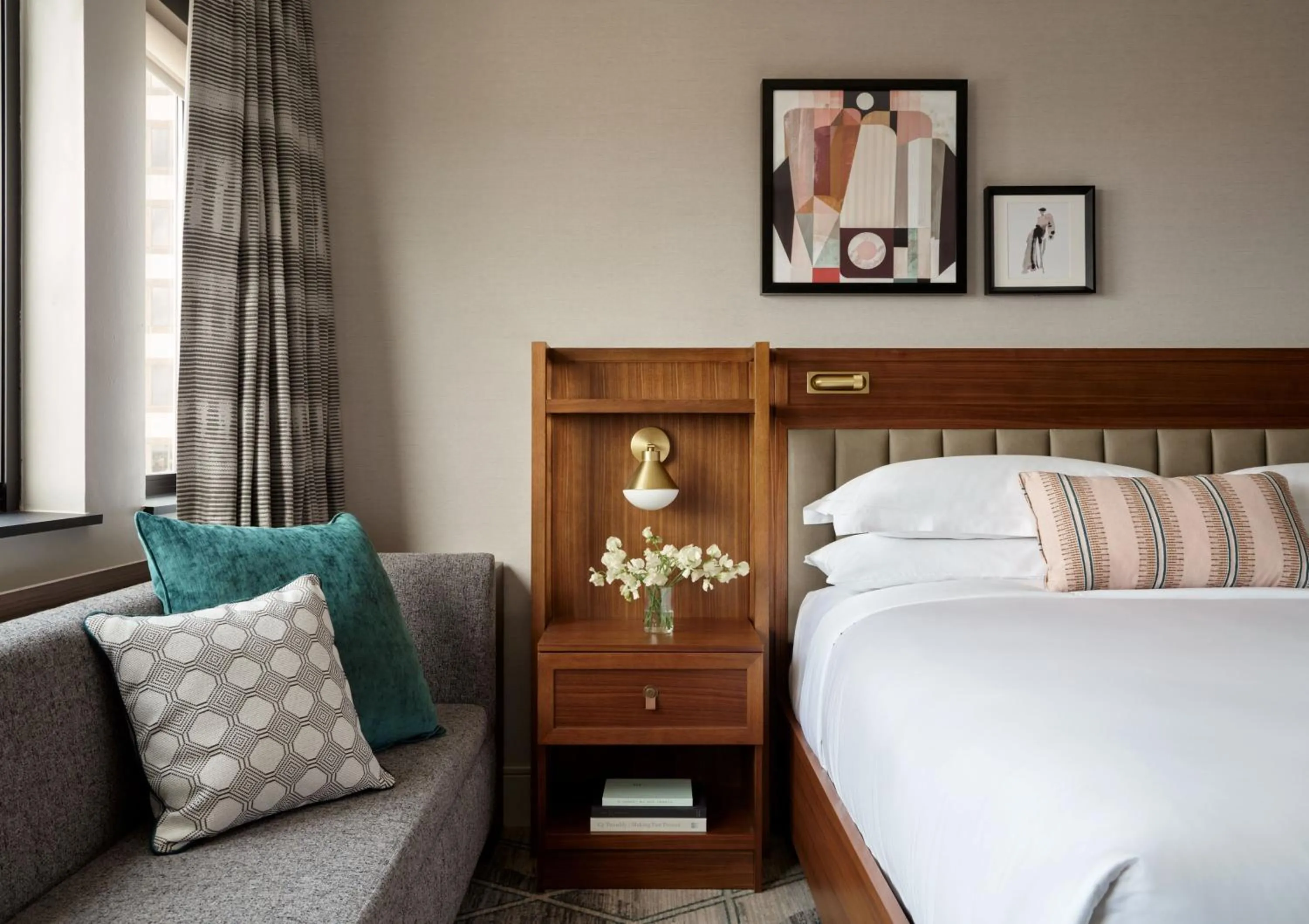 Photo of the whole room, Bed in InterContinental San Antonio Riverwalk by IHG