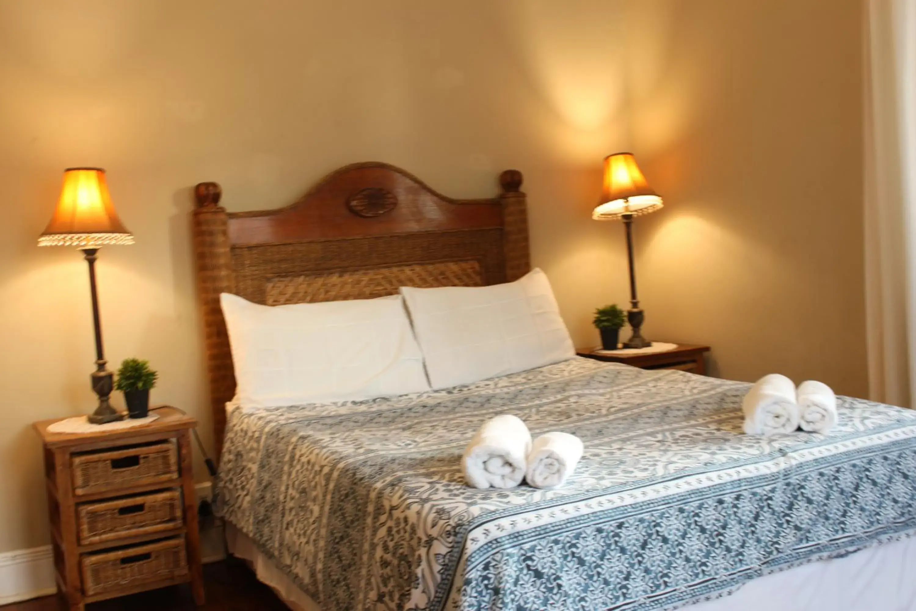 Budget Double Room - single occupancy in khaya4u Guesthouse Budget Double Room - single occupancy in khaya4u Guesthouse