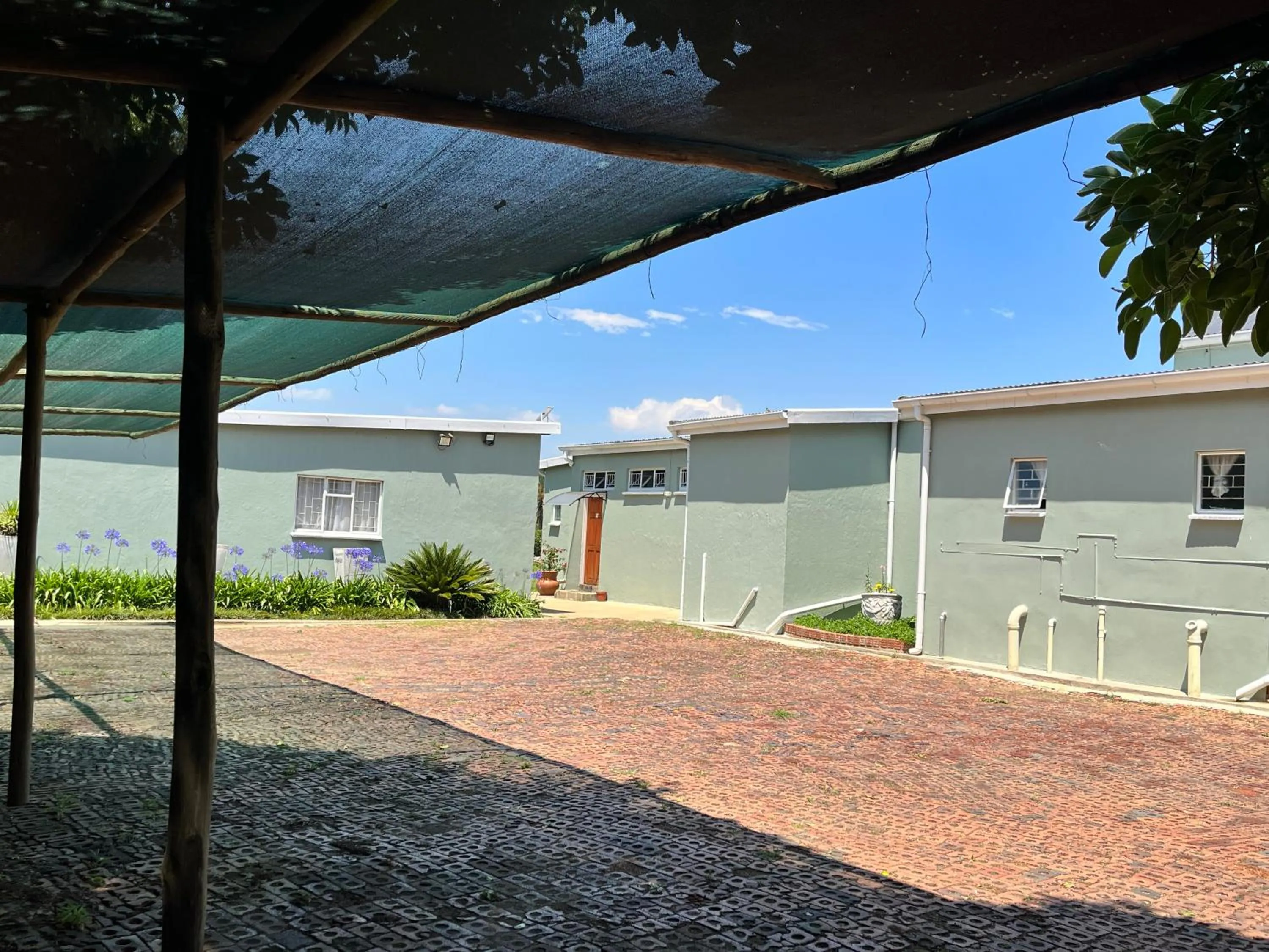 Parking in khaya4u Guesthouse