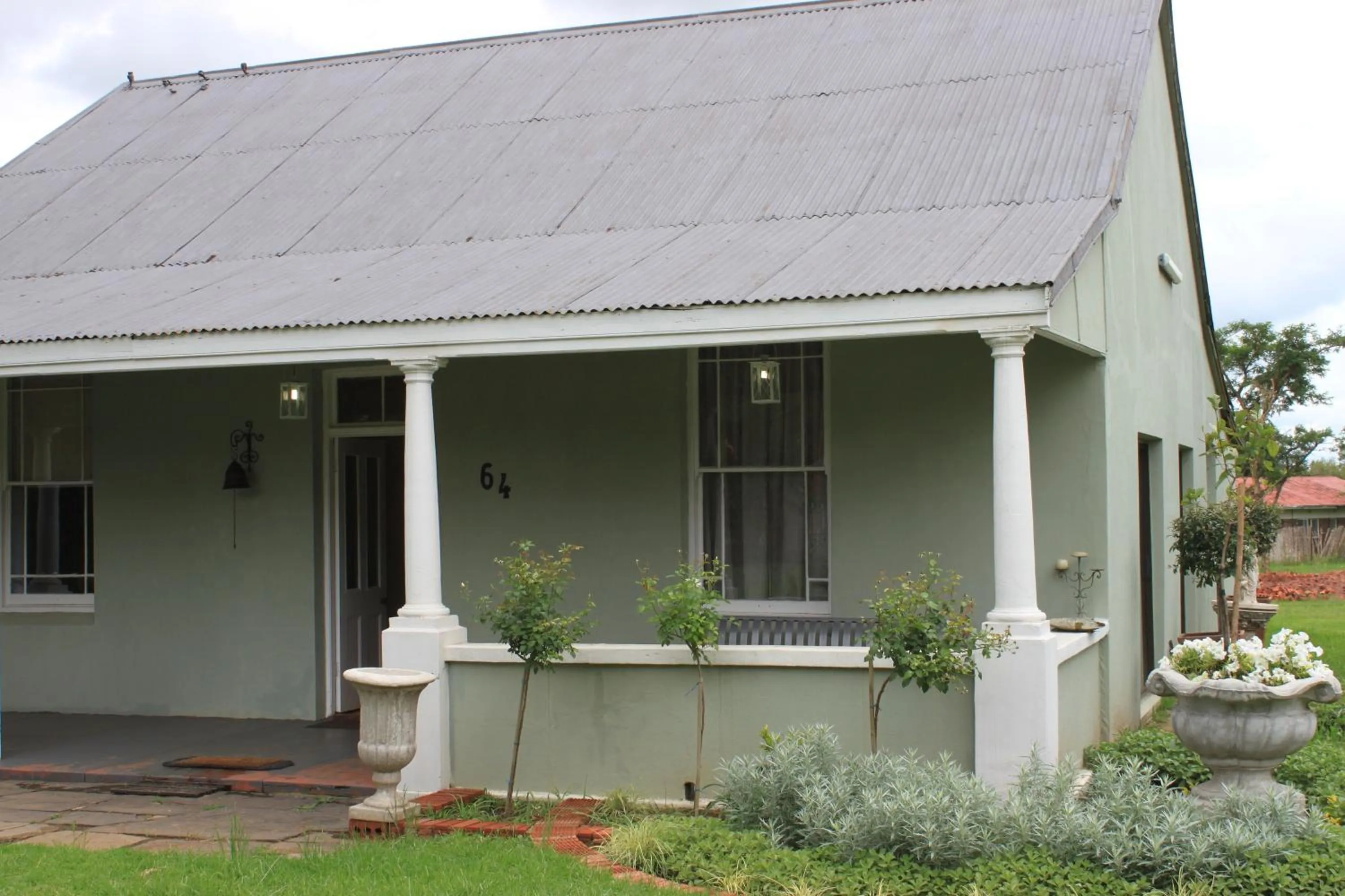 Facade/entrance in khaya4u Guesthouse