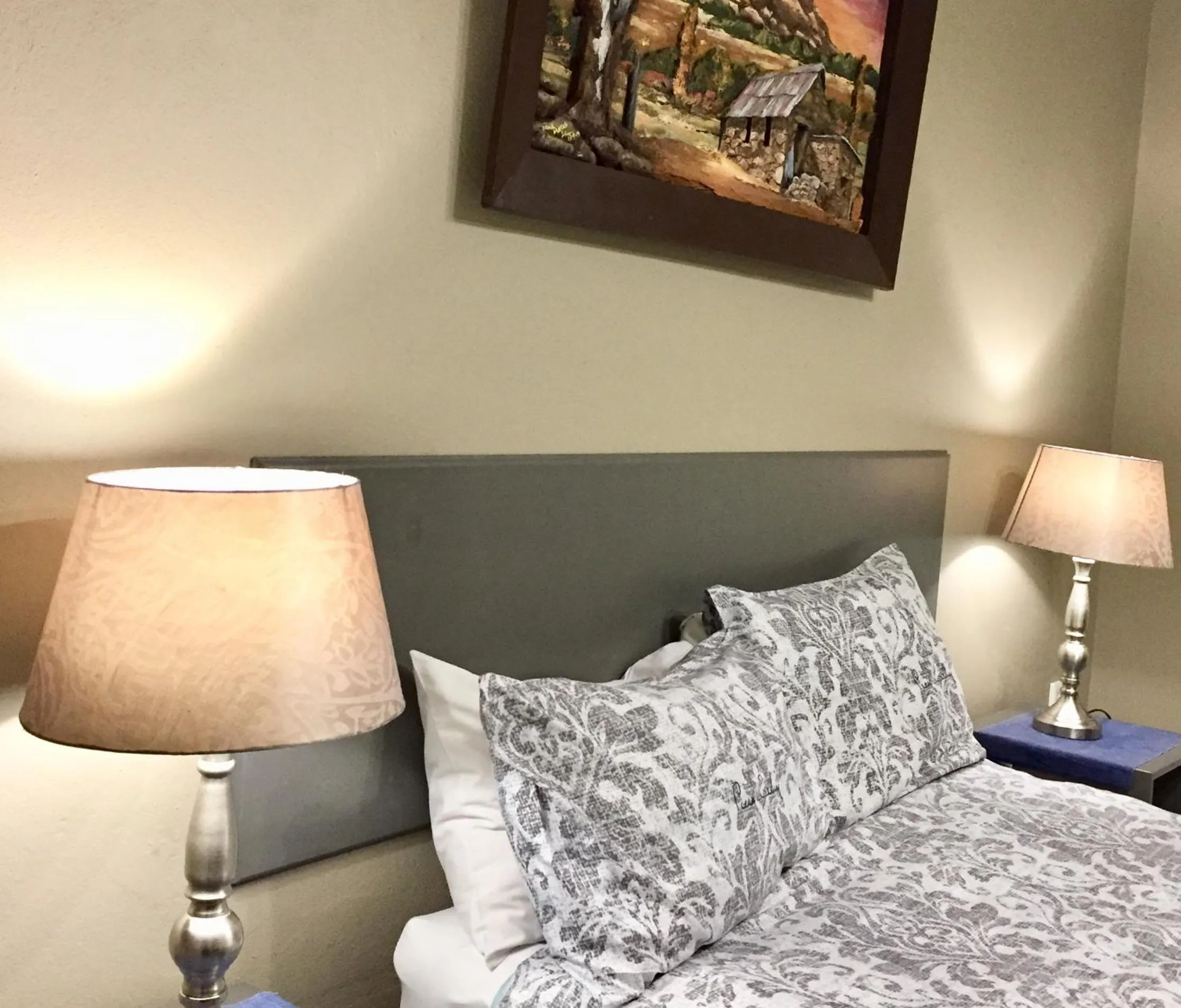 Bedroom, Bed in khaya4u Guesthouse