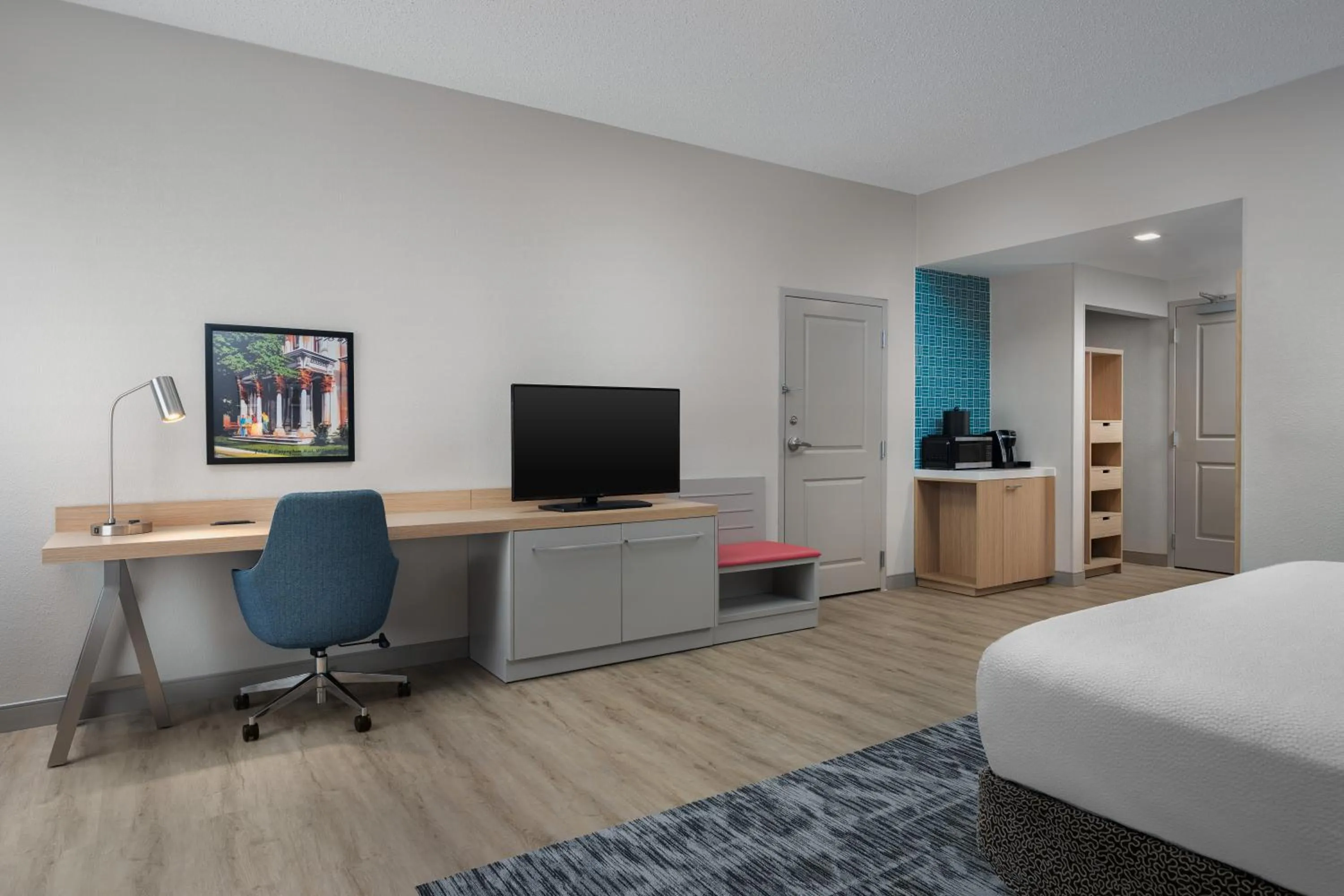 Photo of the whole room, Bed in Hilton Garden Inn Wilkes-Barre