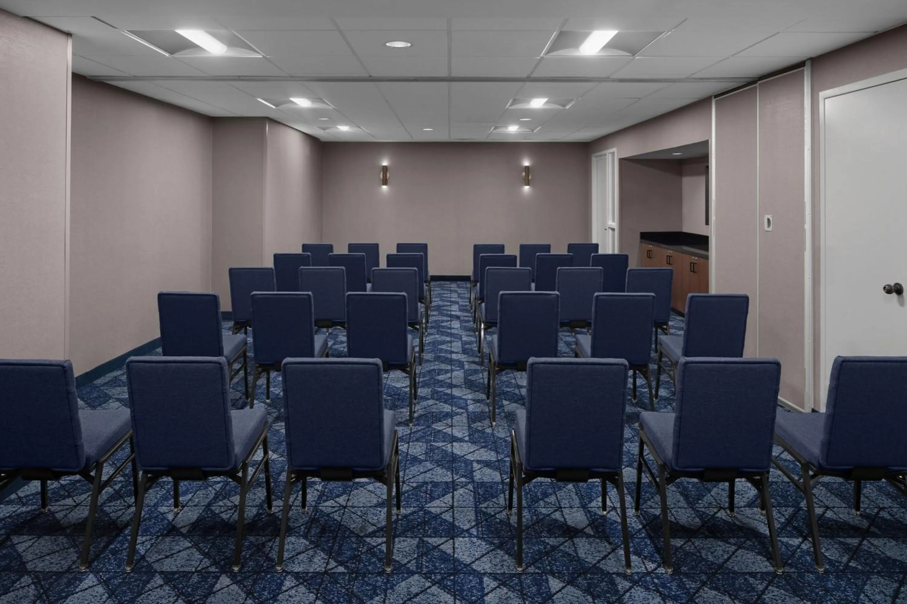 Meeting/conference room in Courtyard by Marriott Pittsburgh University Center