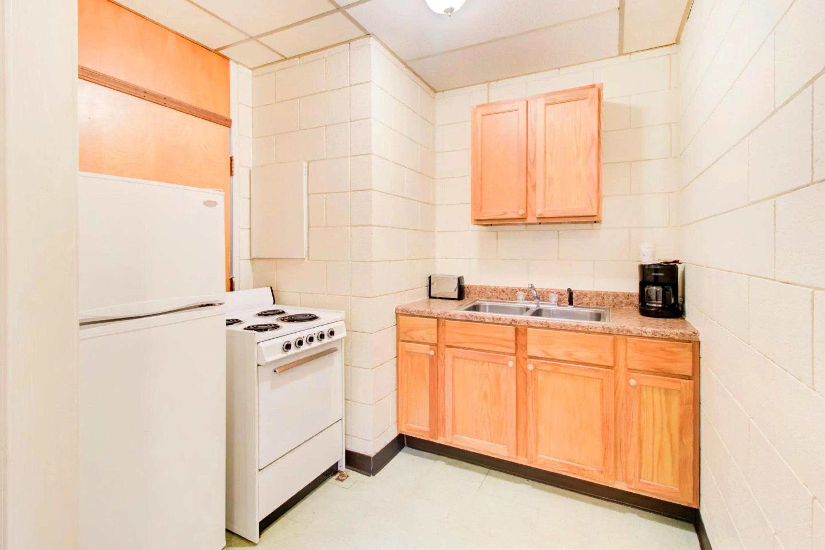 Bedroom in OYO Hotel Drumright I-44 OK