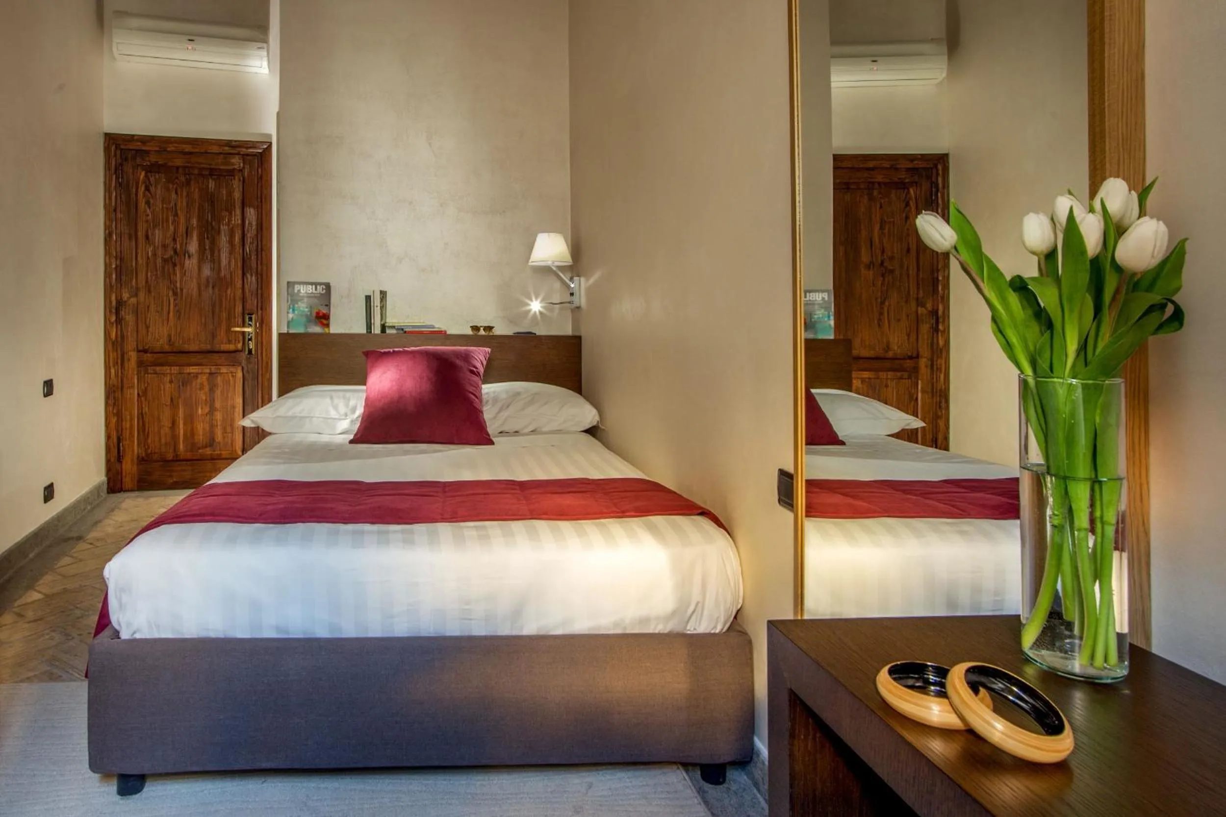 Bedroom, Bed in Palazzo Medusa