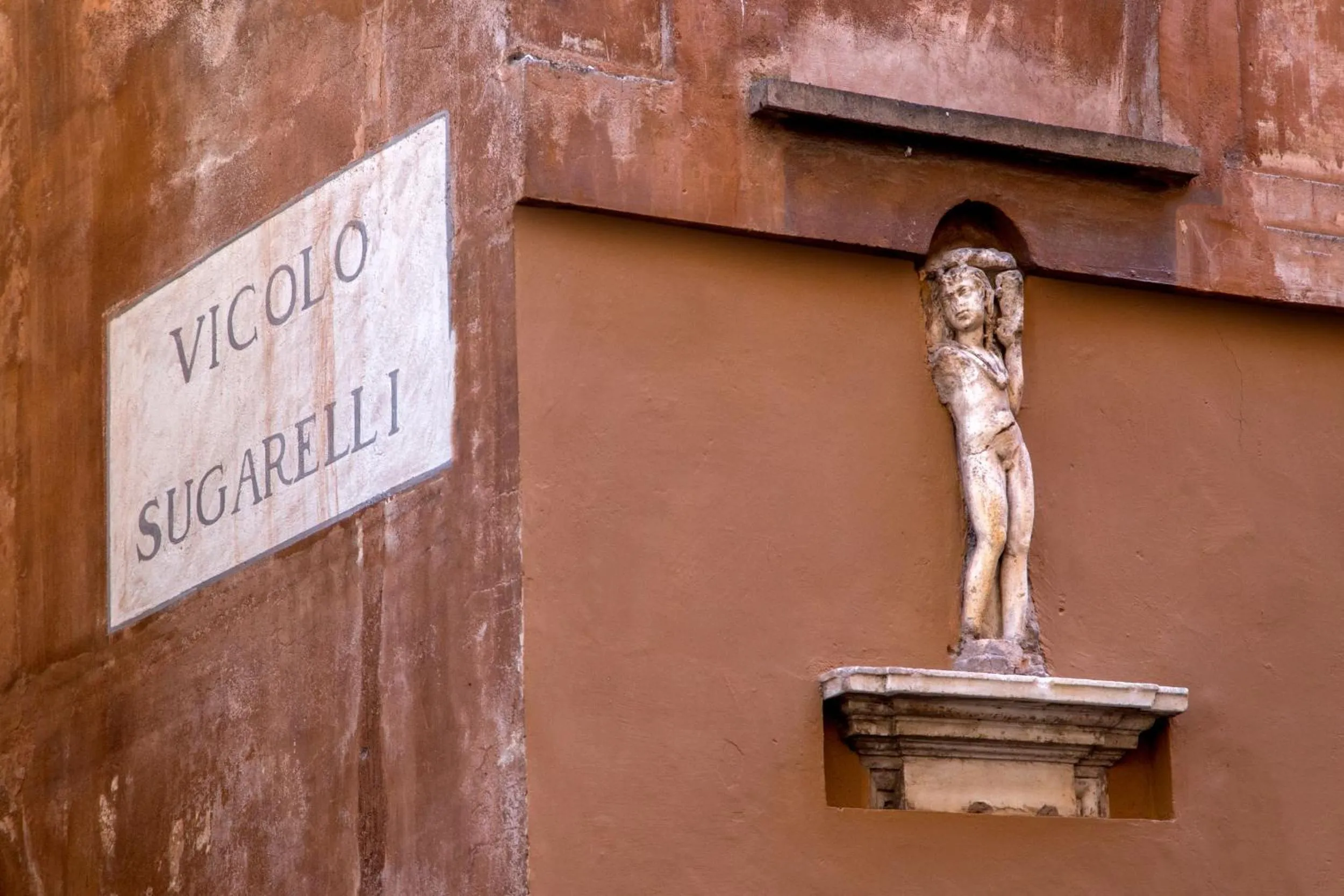Facade/entrance in Palazzo Medusa