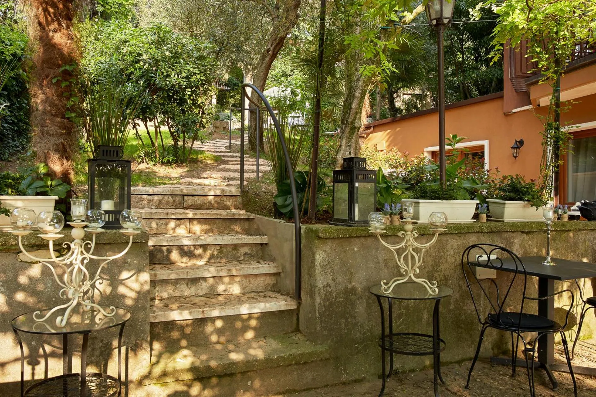 Garden view in Residenza Ca' degli Enzi