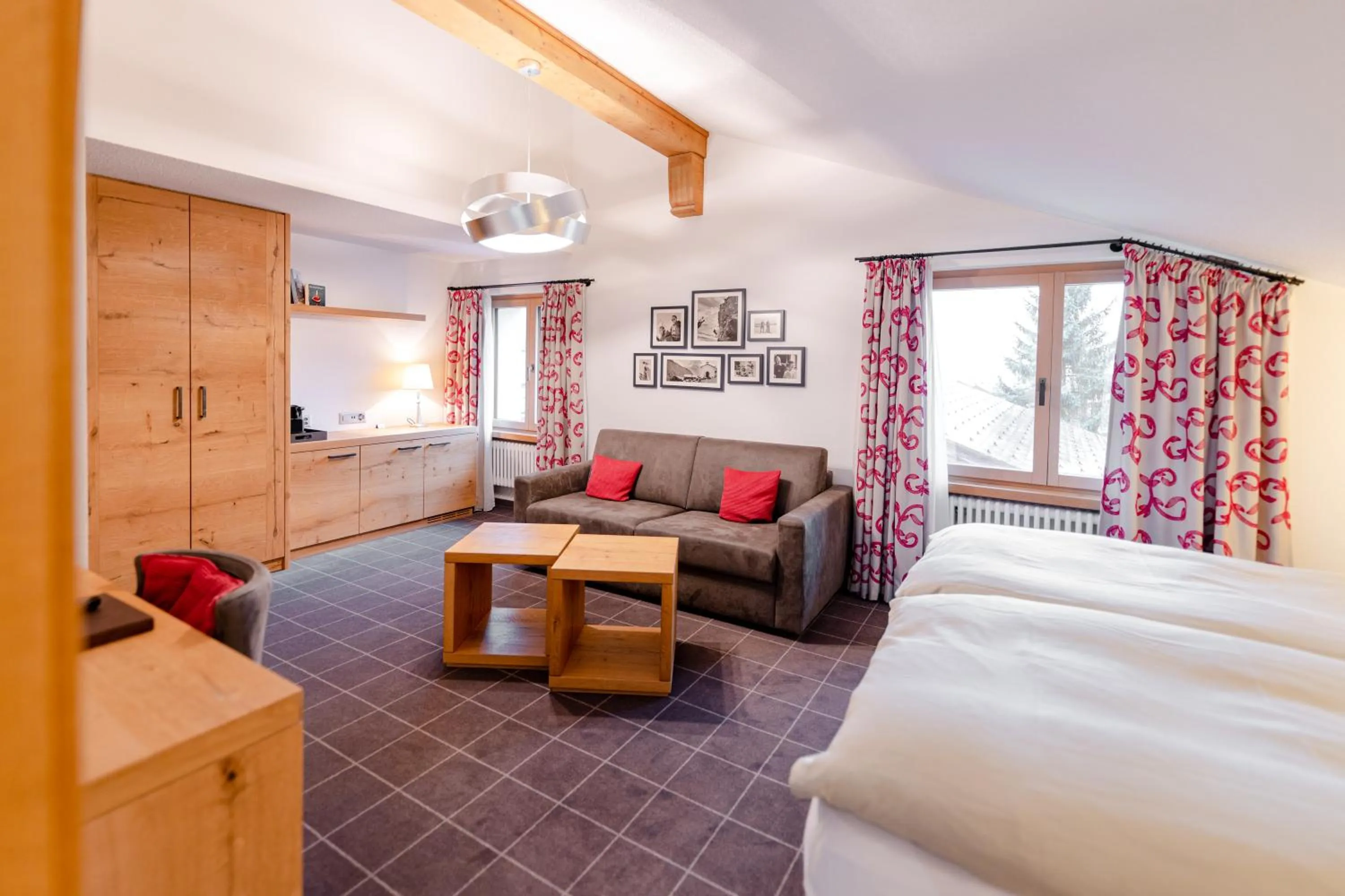 Living room in Chesa Valese by Sisters Zermatt