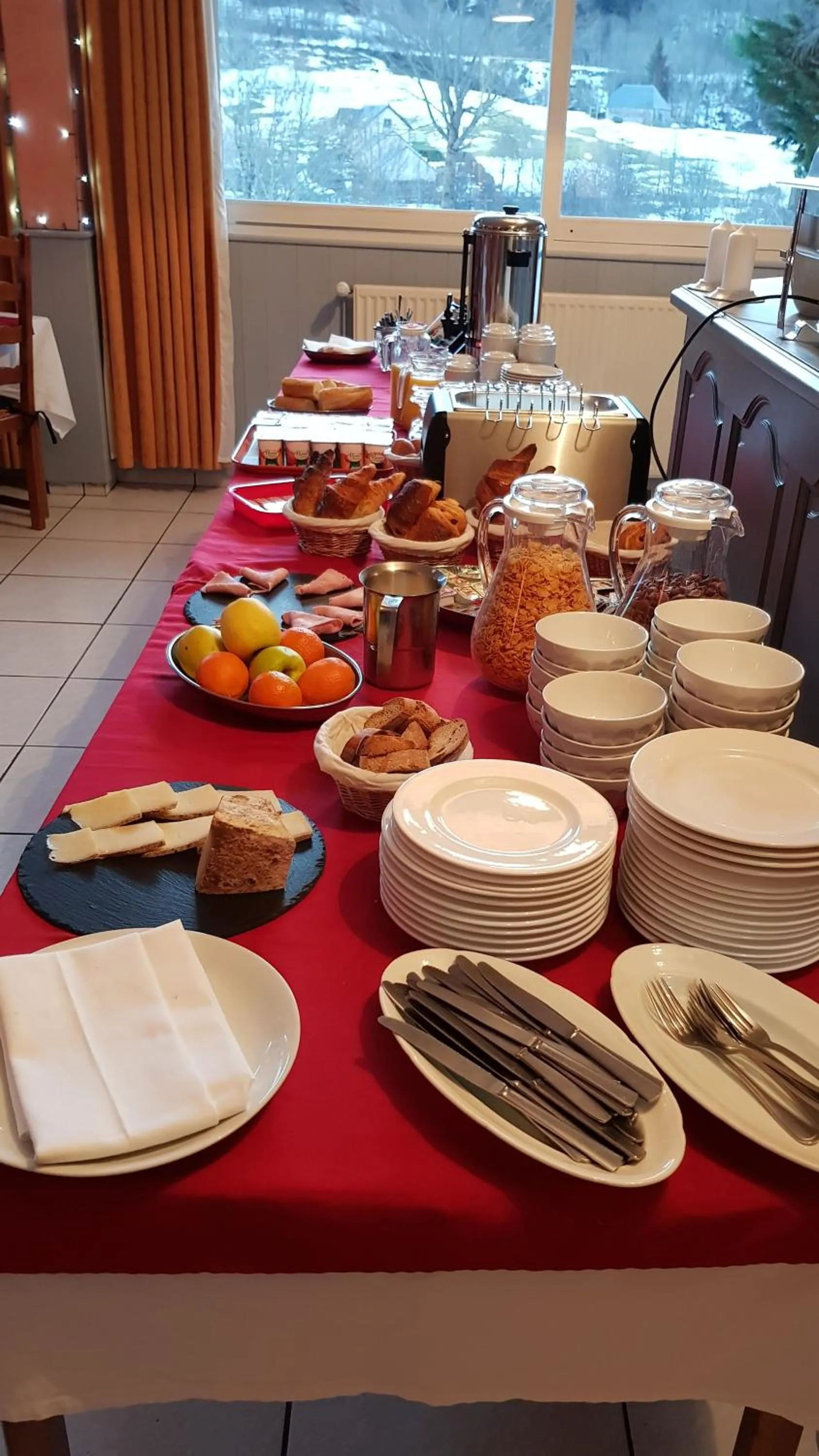 Breakfast in Le Brunet