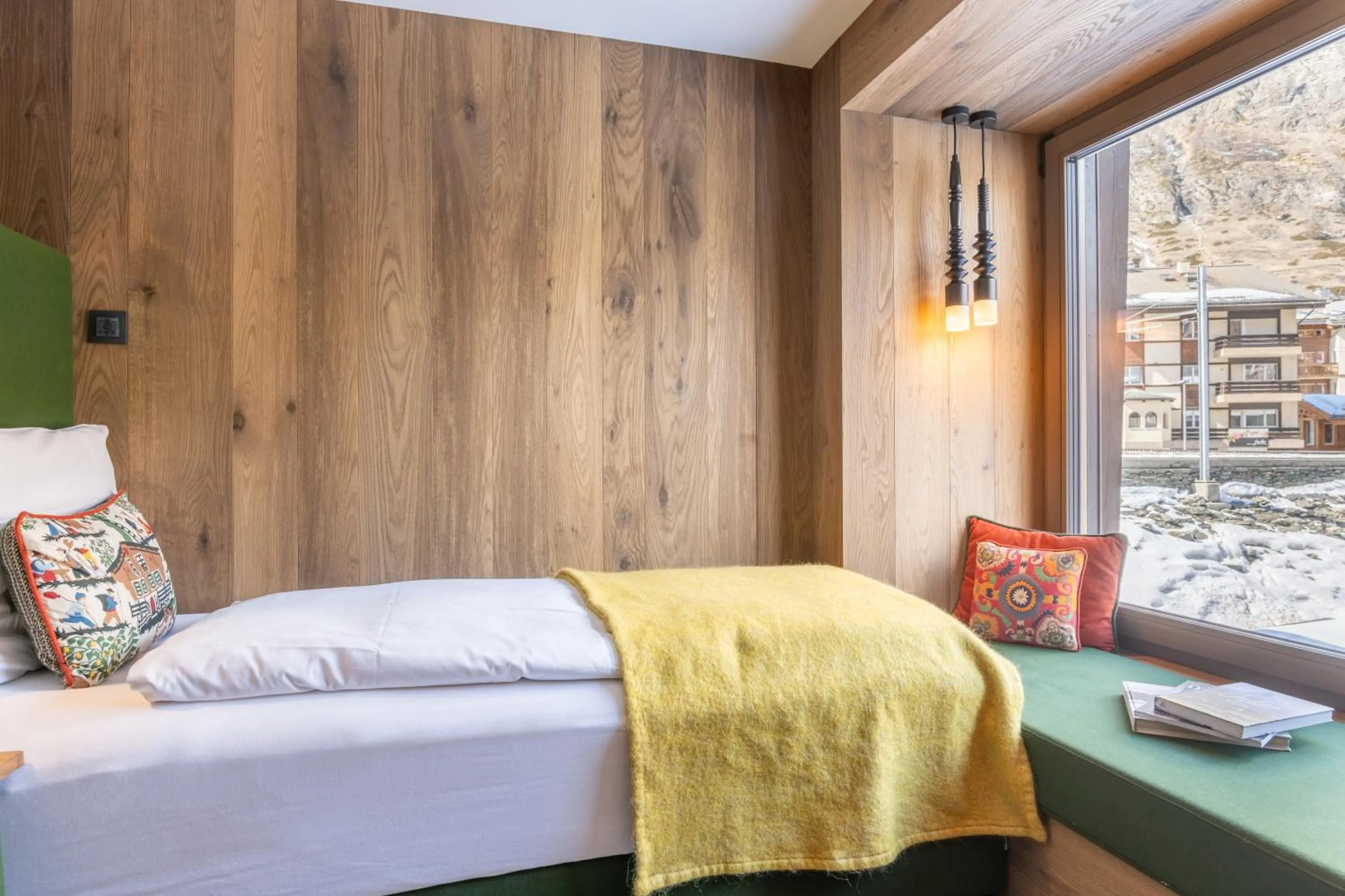 Bed in Hotel ZERMAMA Zermatt