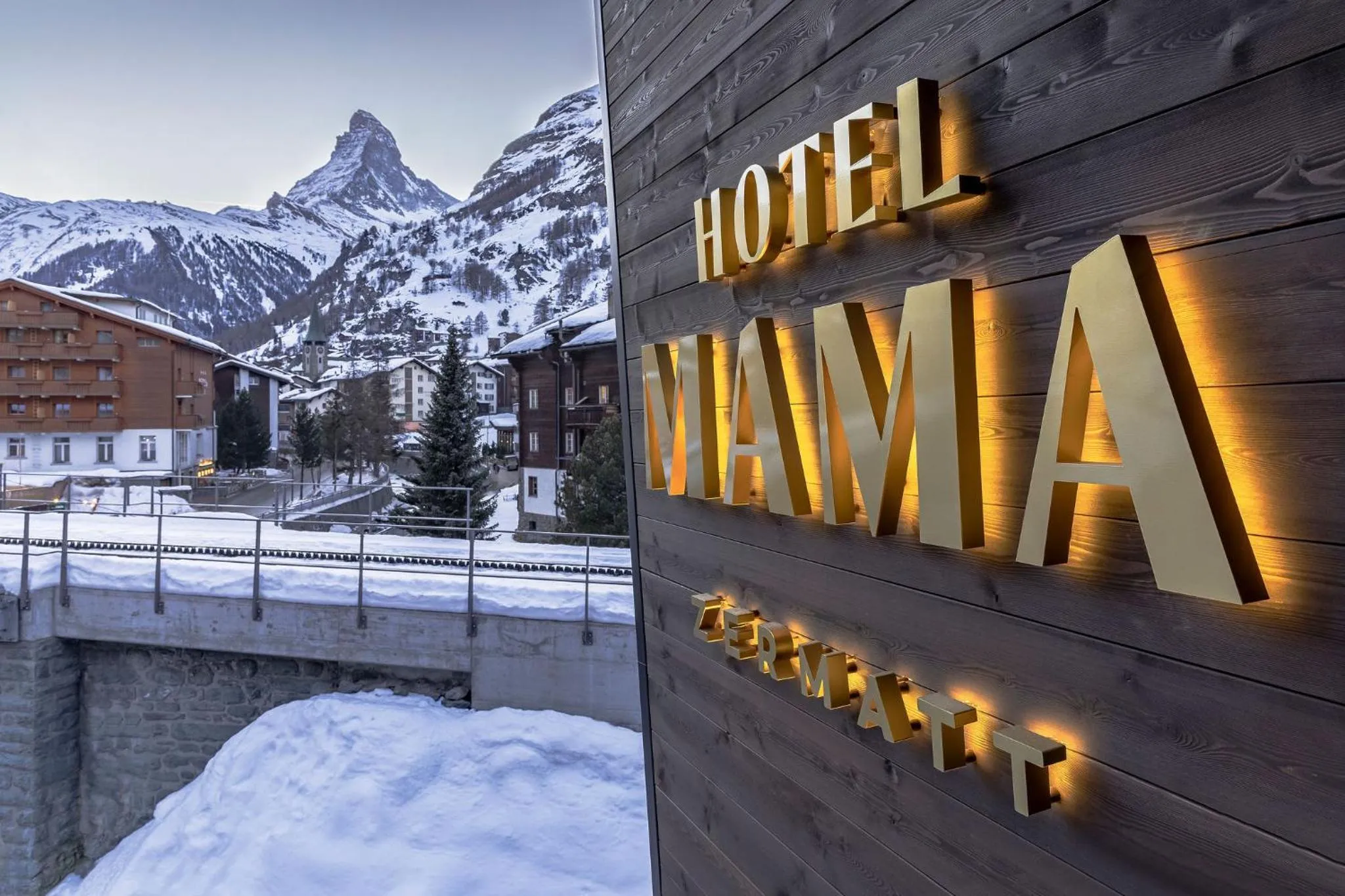 Property logo or sign in Hotel ZERMAMA Zermatt