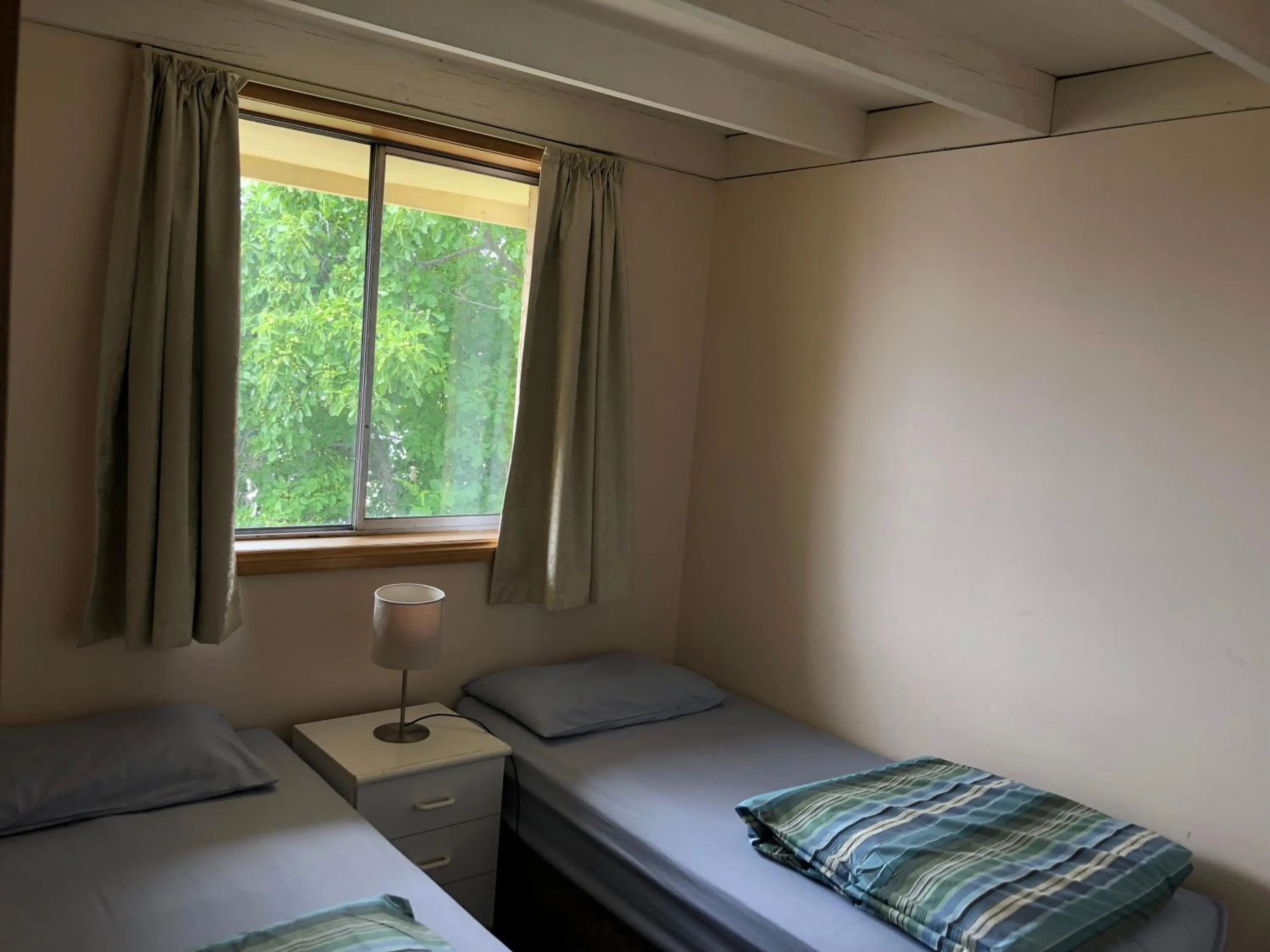 Bed in Narrara Backpackers Hobart