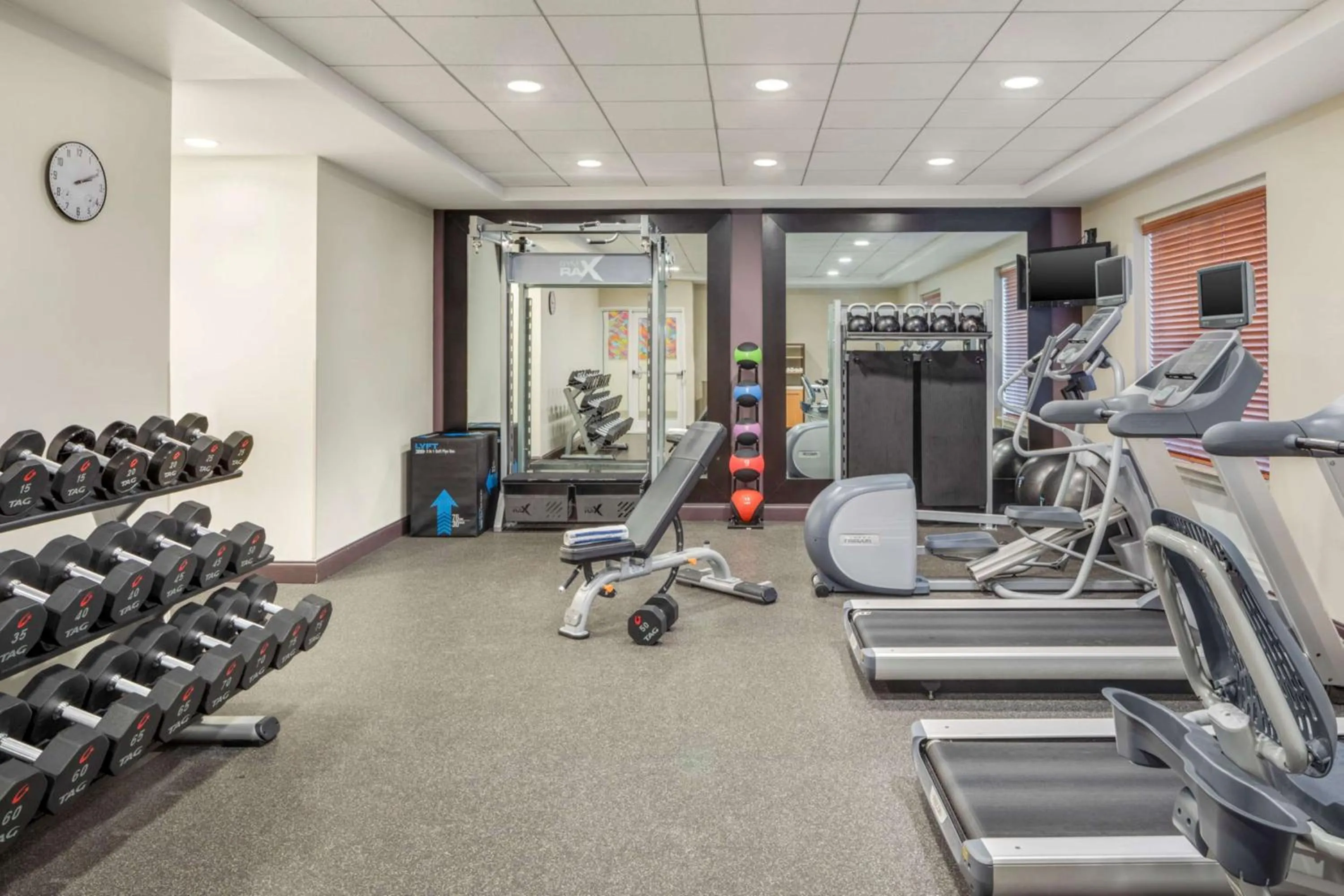 Fitness centre/facilities in Hilton Garden Inn Miami Airport West