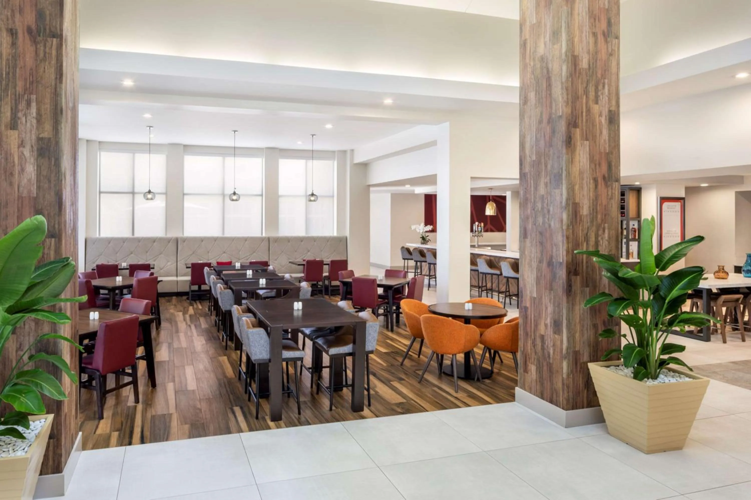 Restaurant/places to eat in Hilton Garden Inn Miami Airport West