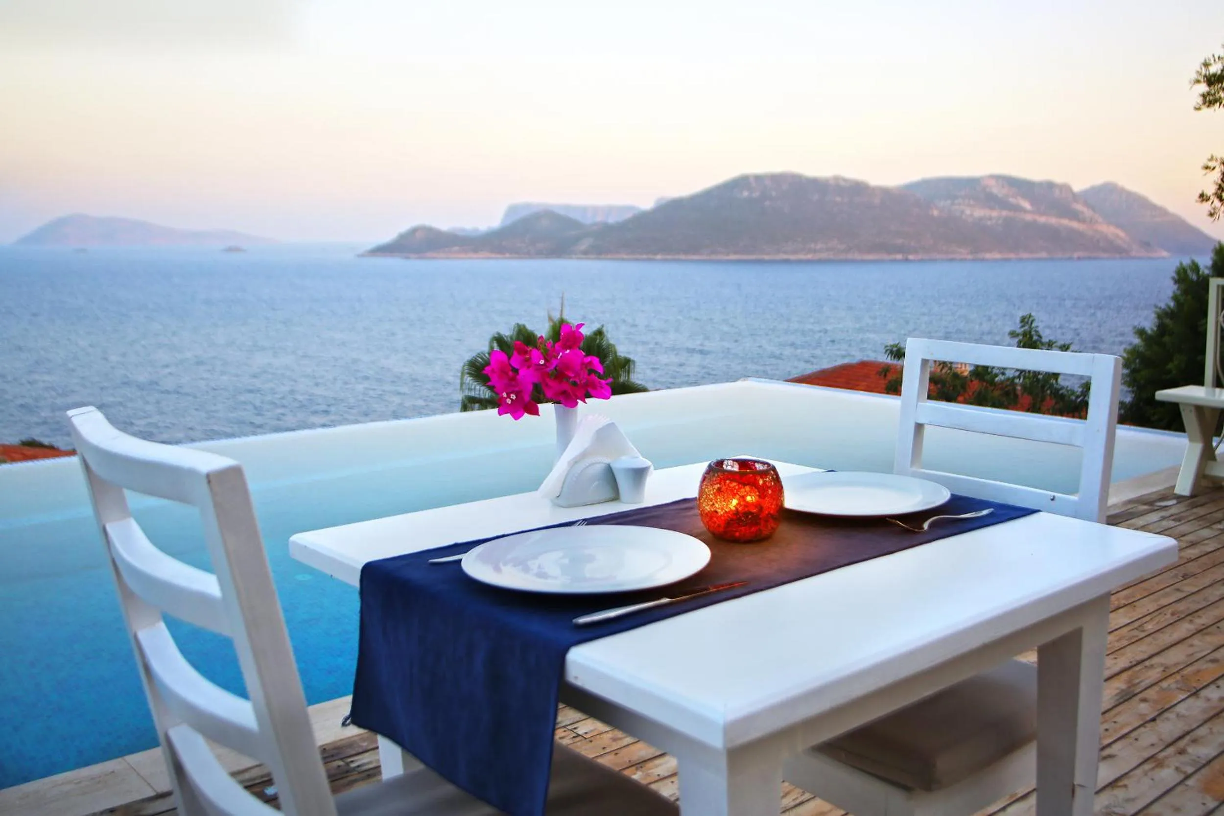 Swimming pool in Hotel Marsala