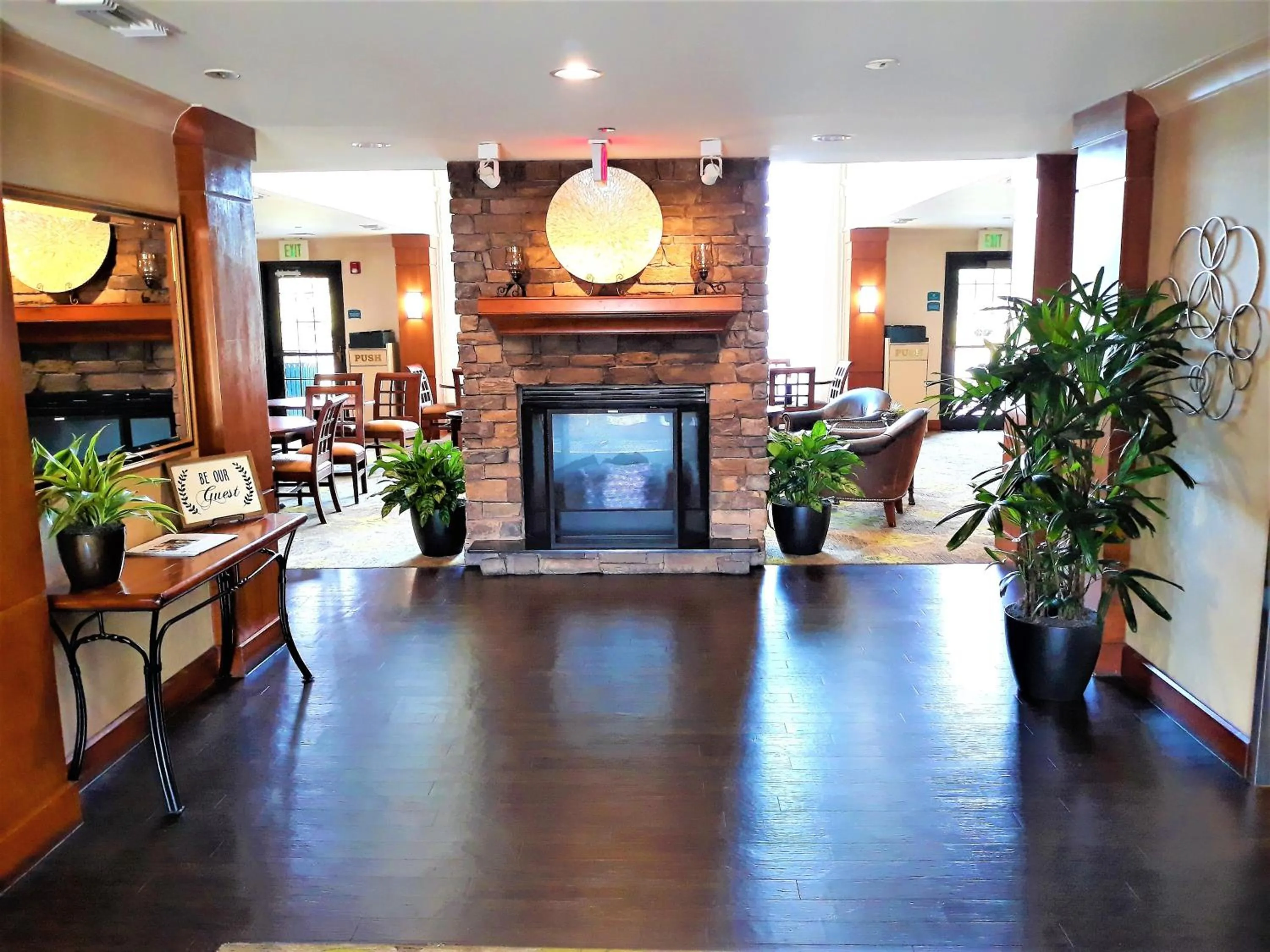 Lobby or reception in Staybridge Suites Houston - Willowbrook by IHG