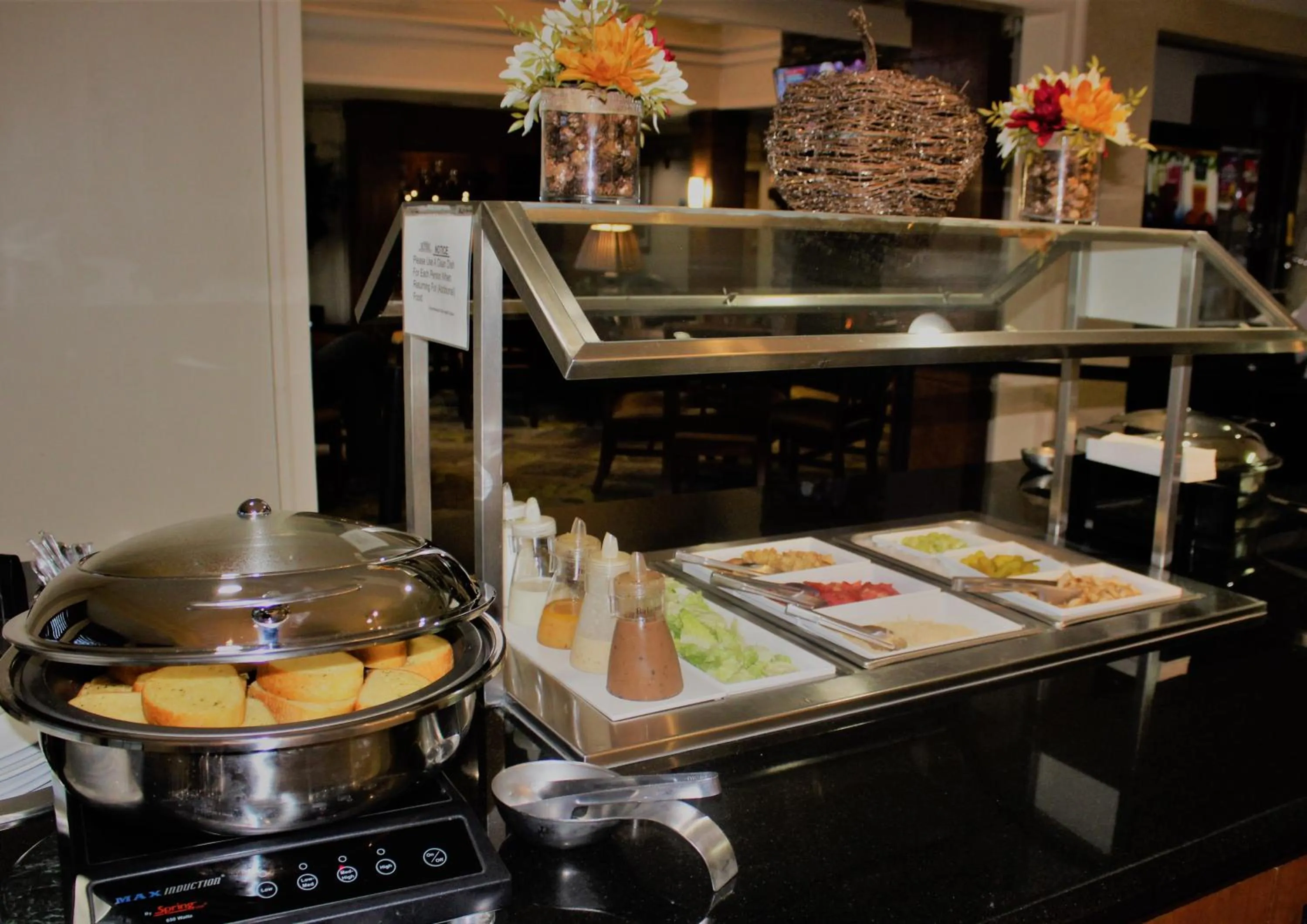 Restaurant/places to eat in Staybridge Suites Houston - Willowbrook by IHG
