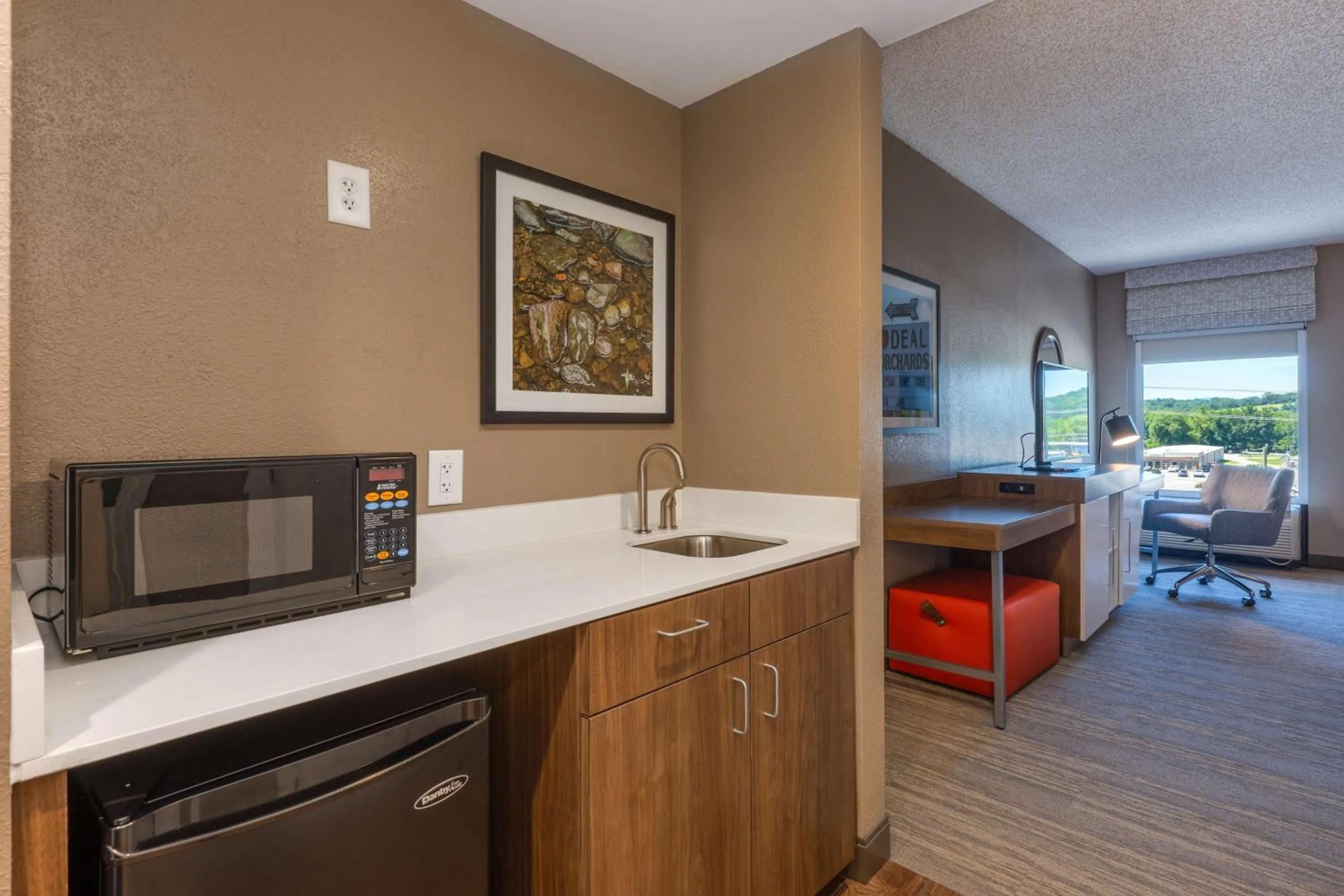 Bedroom in Hampton Inn Wilkesboro