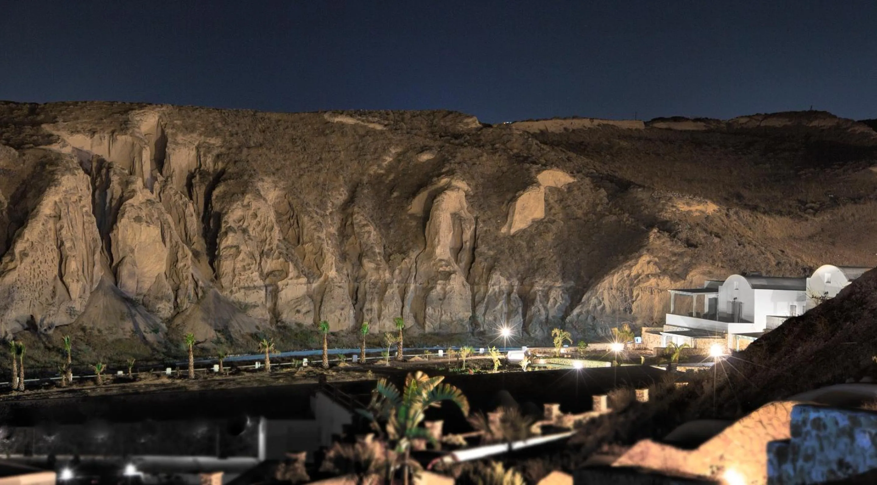 Property building in Desiterra Resort & Spa