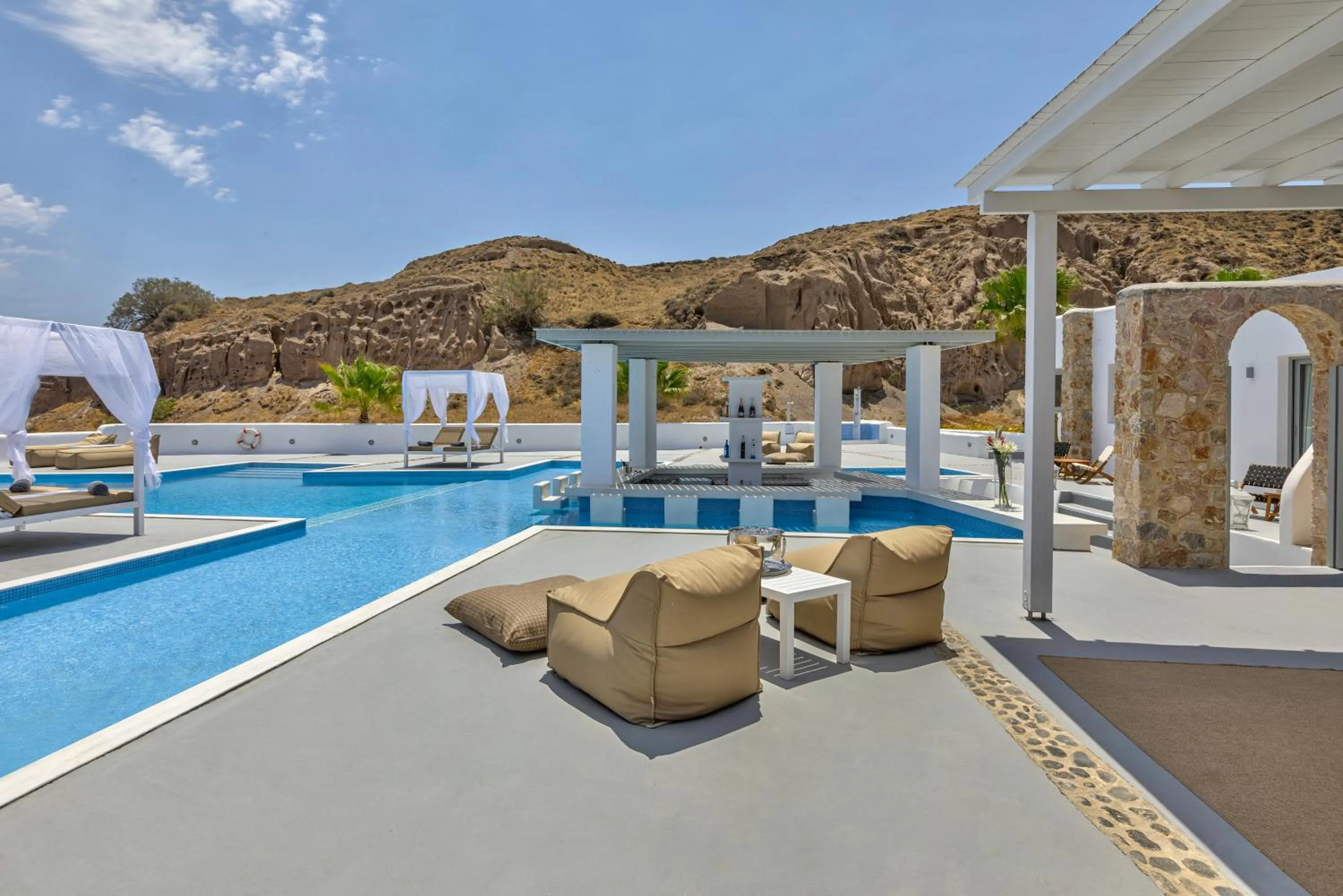 Patio in Desiterra Resort & Spa